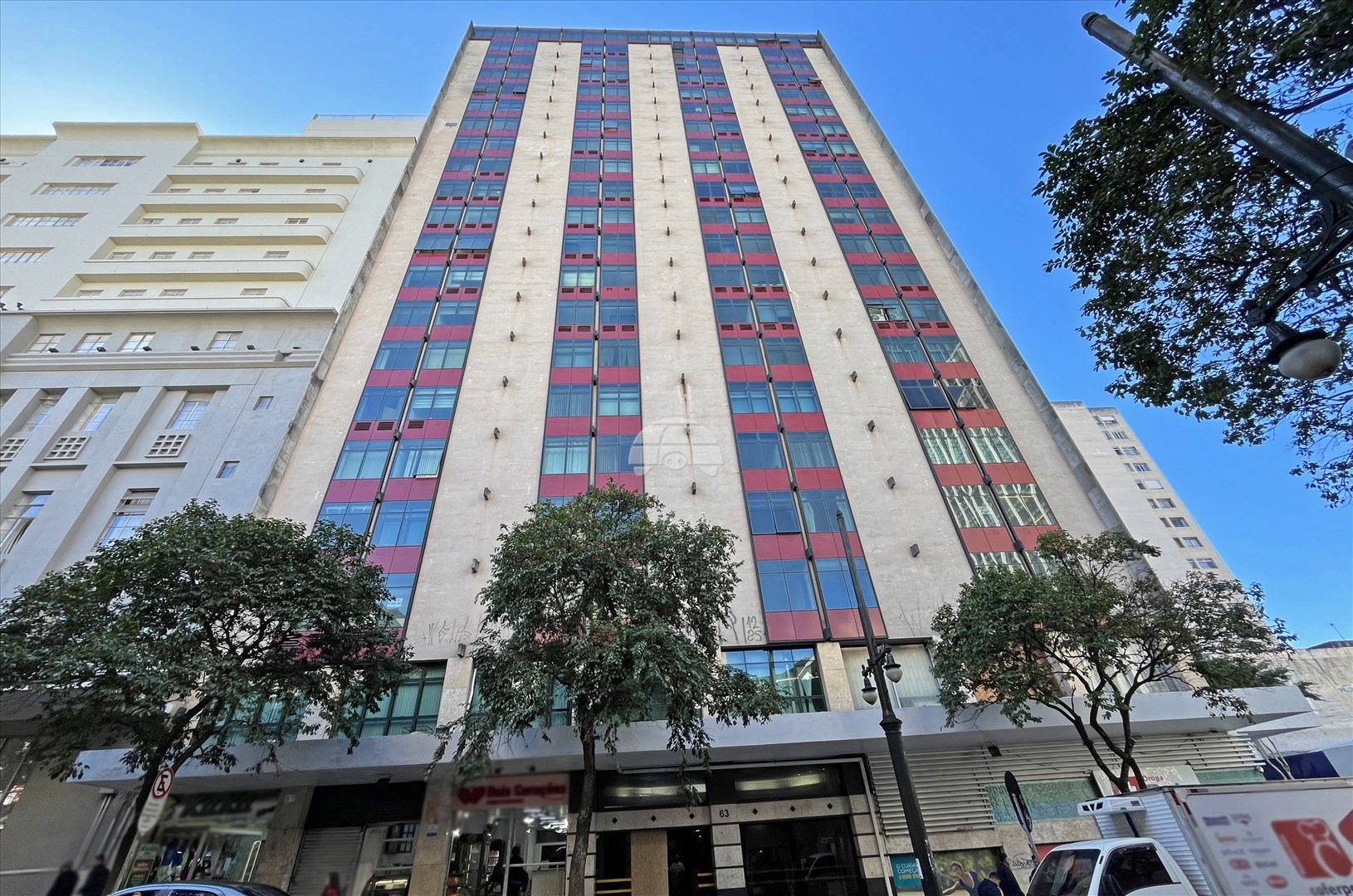 Sala Comercial para Locação no Bairro Centro ref. 109225 (1 / 10)