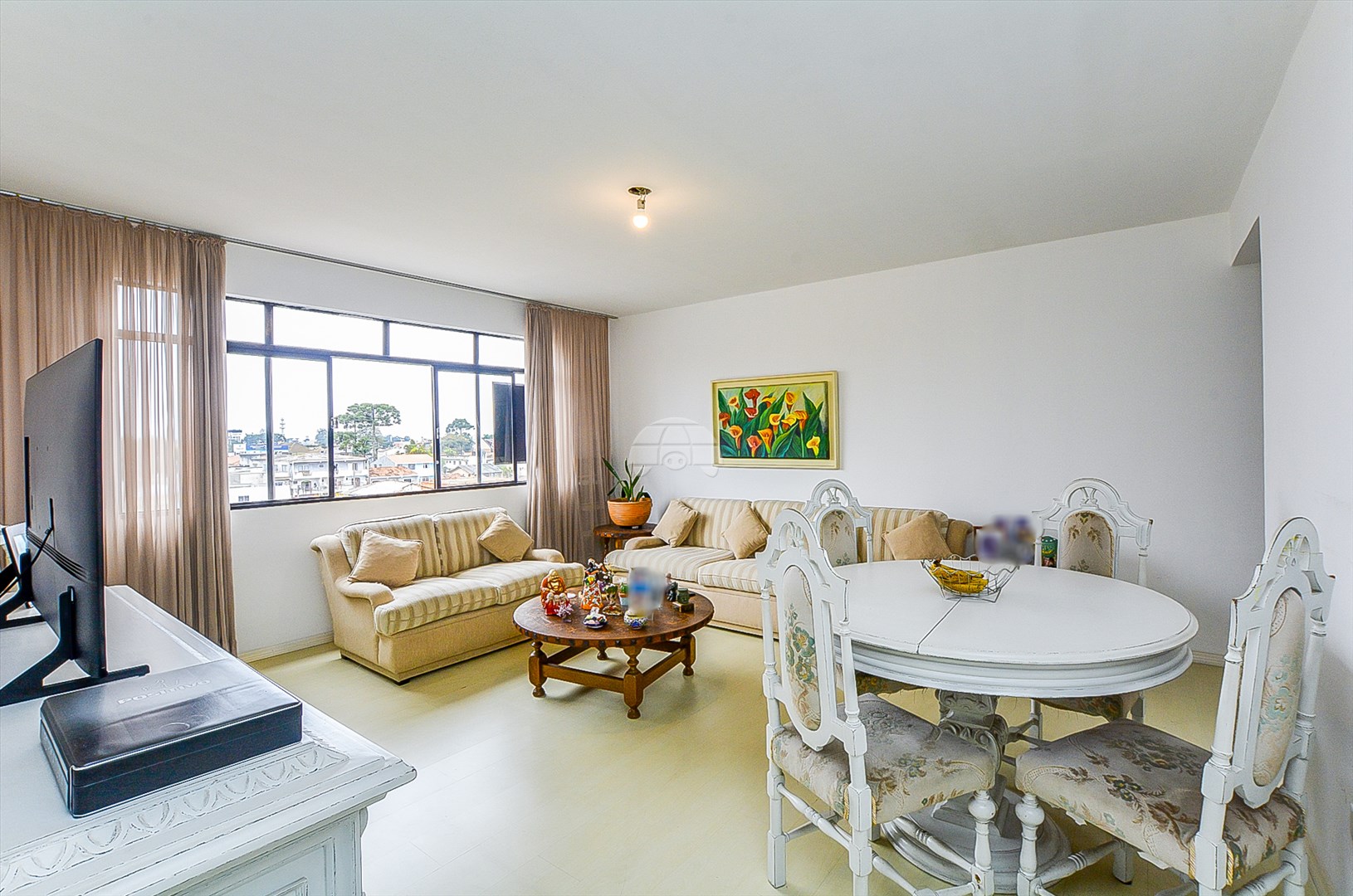 Apartamento à venda em Novo Mundo, Curitiba — Portal Chave Fácil