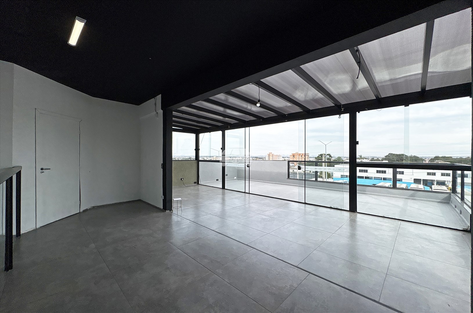 Sala/Conjunto Comercial para alugar em Centro, Pinhais — Portal Chave Fácil