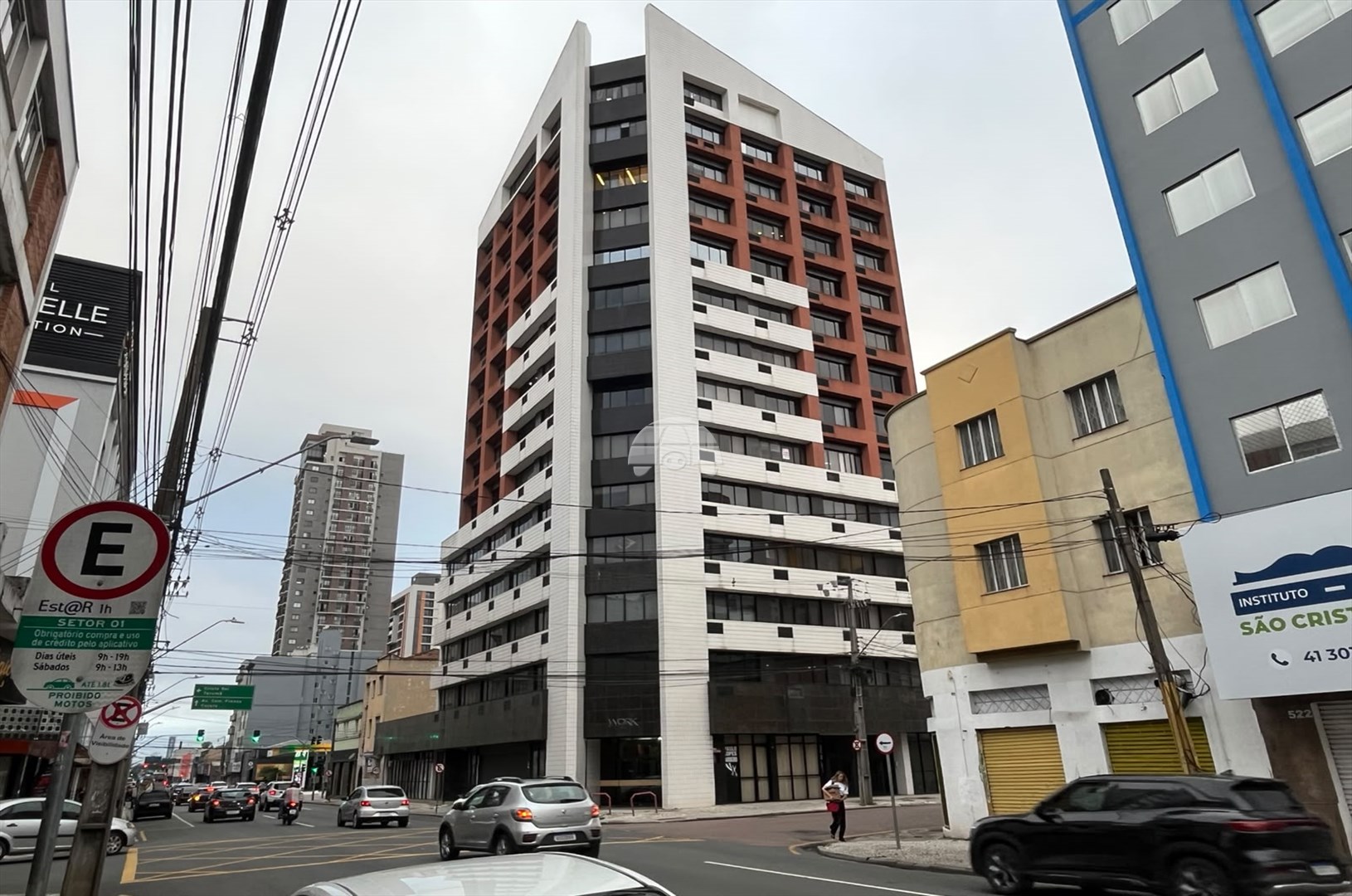 Sala Comercial para Locação no Bairro Centro ref. 89020 (4 / 10)