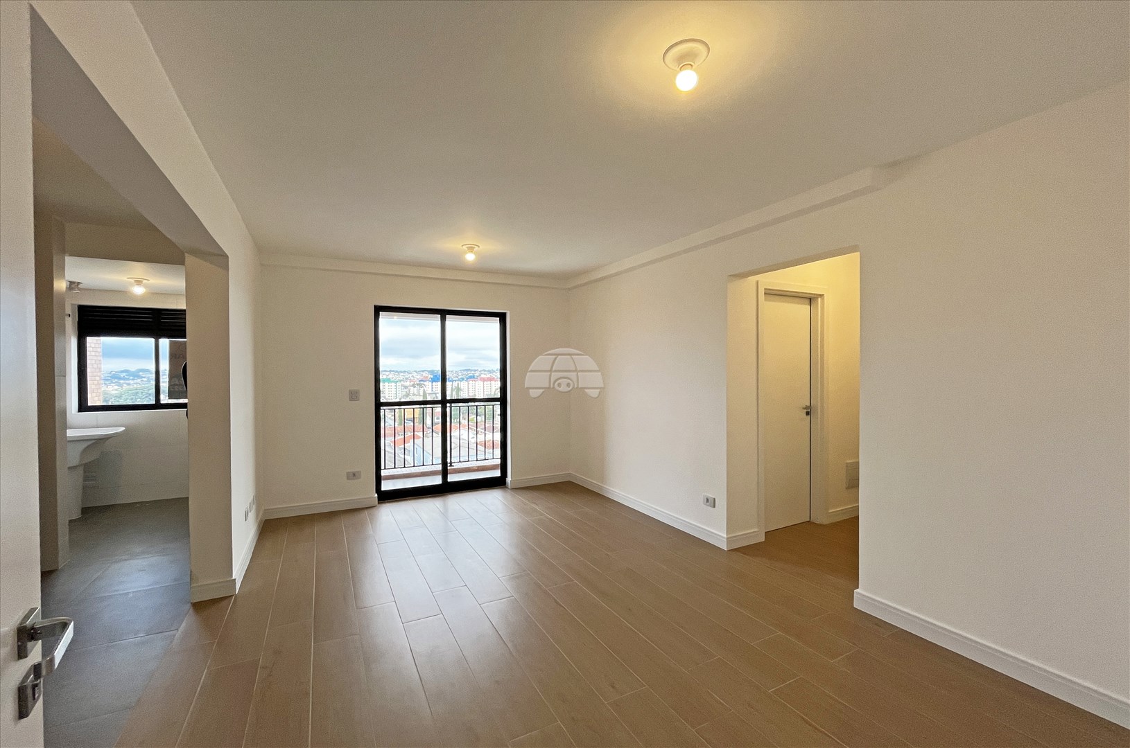 Apartamento Residencial para Locação no Bairro Hauer ref. 109228 (4 / 10)