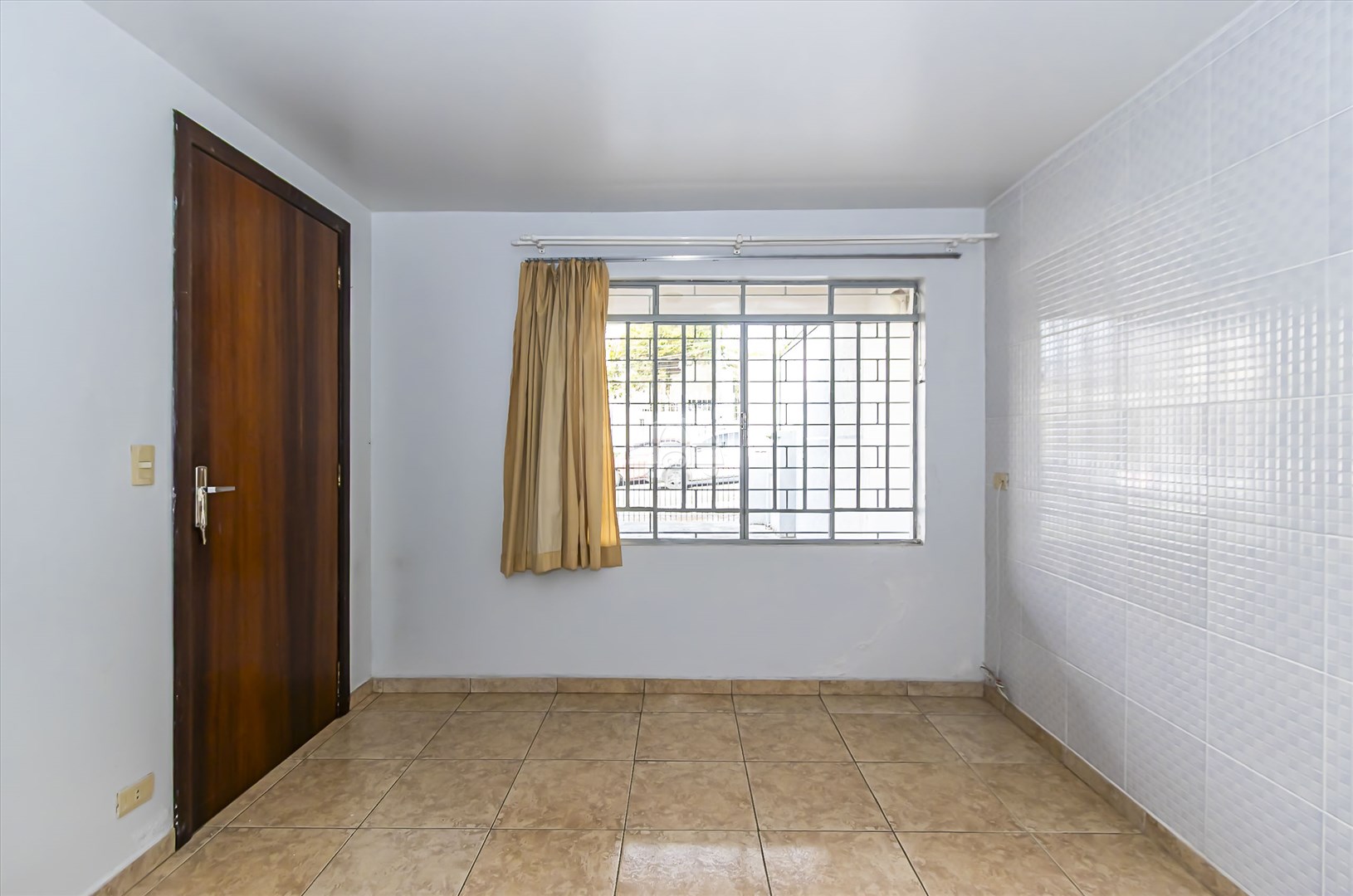 Casa Comercial/Residencial para Venda no Bairro Jardim Botânico ref. 229382 (8 / 10)