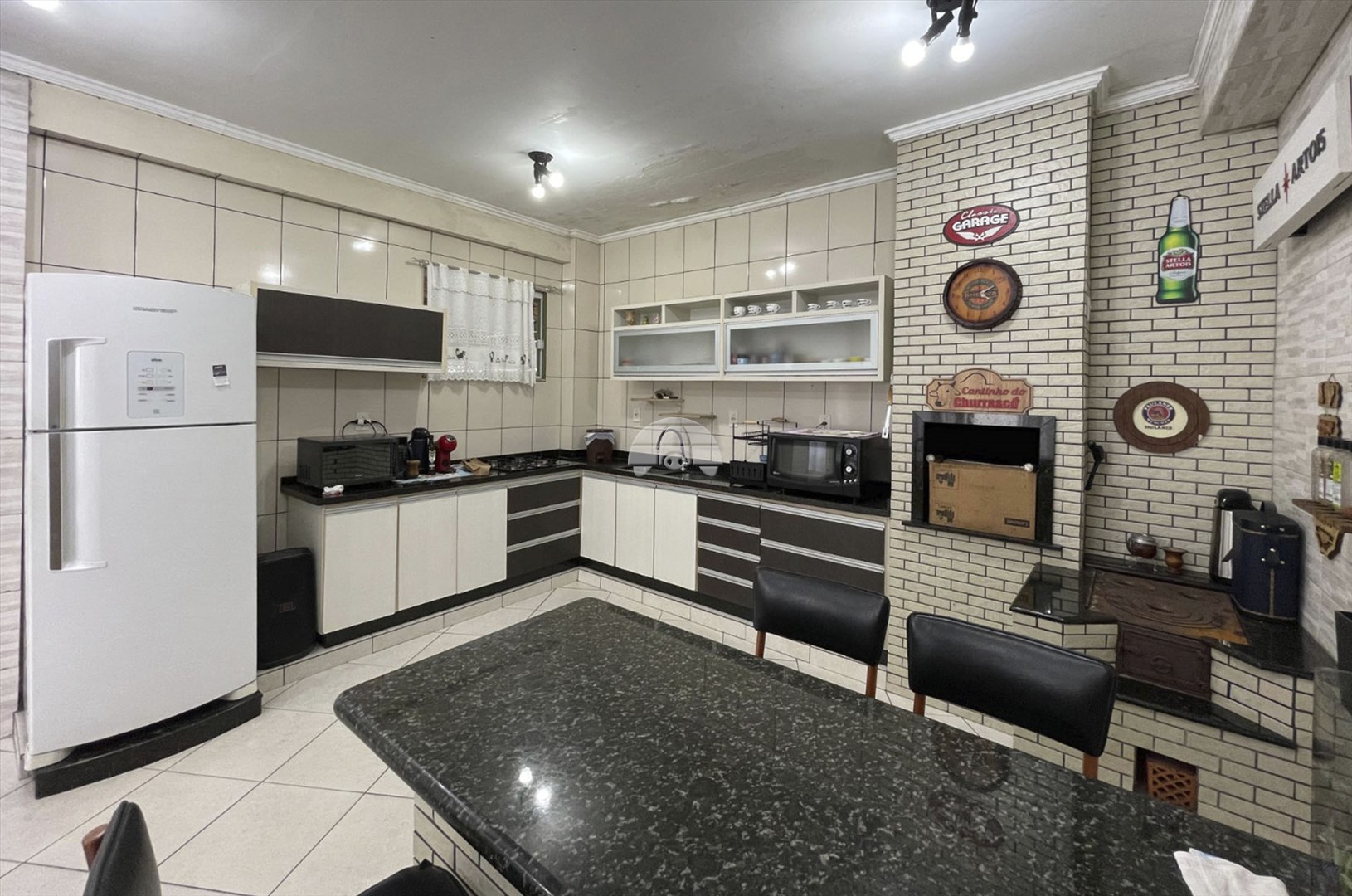 Casa à venda em Bucarein, Joinville — Portal Chave Fácil