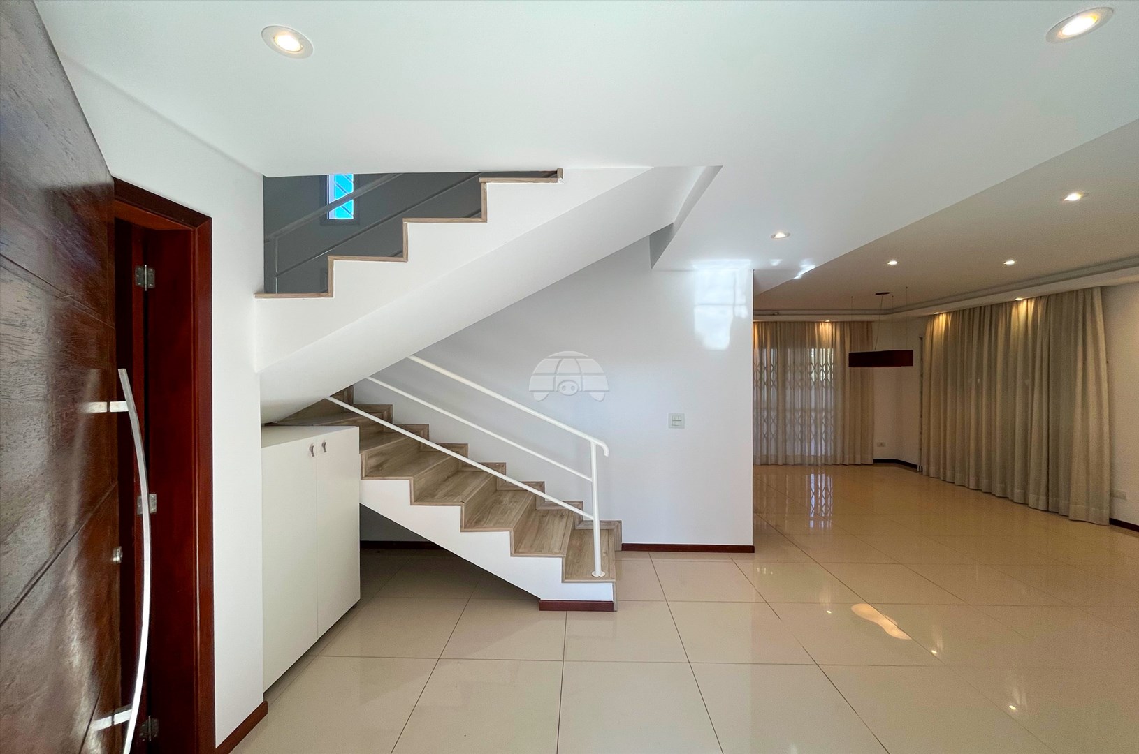 Casa para alugar em Mercês, Curitiba — Portal Chave Fácil