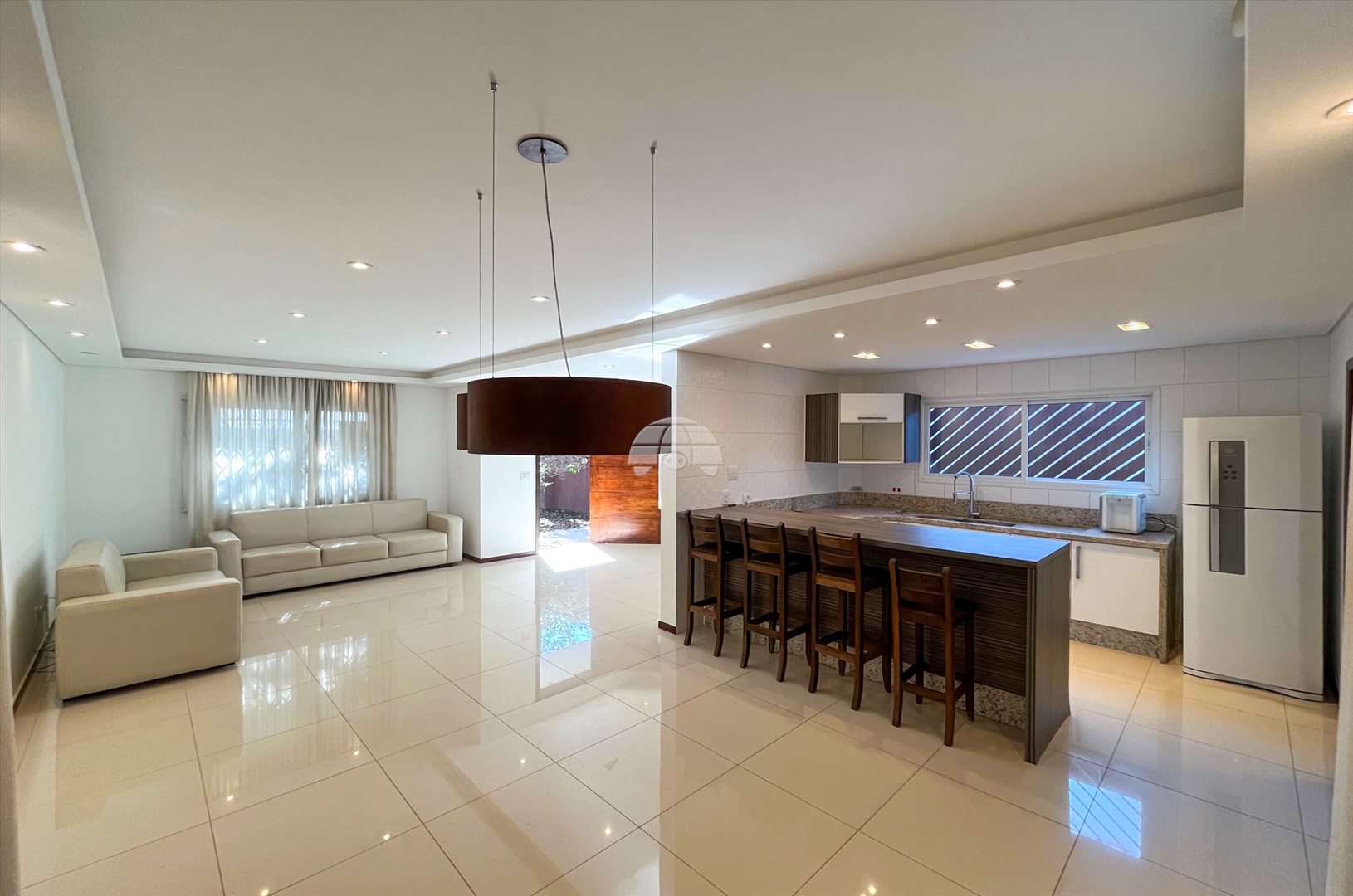 Sobrado Residencial para Locação no Bairro Mercês ref. 89022 (10 / 10)