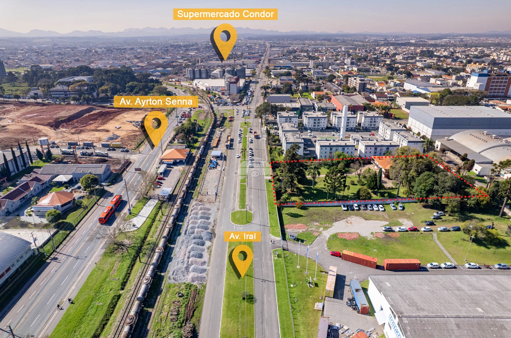 Terreno/Área à venda em Centro, Pinhais — Portal Chave Fácil