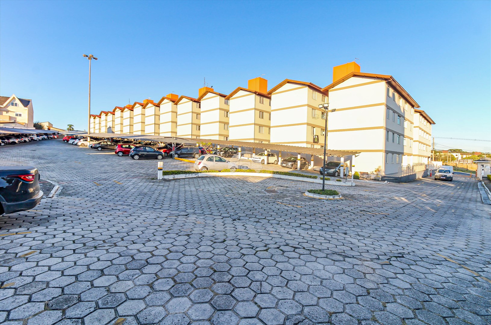 Apartamento à venda em Boa Vista, Curitiba — Portal Chave Fácil