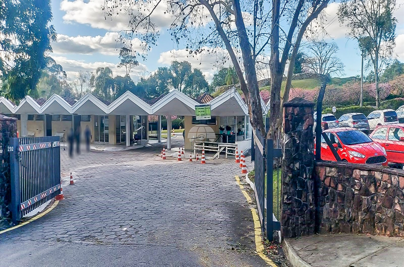 Terreno/Área à venda em Cascatinha, Curitiba — Portal Chave Fácil