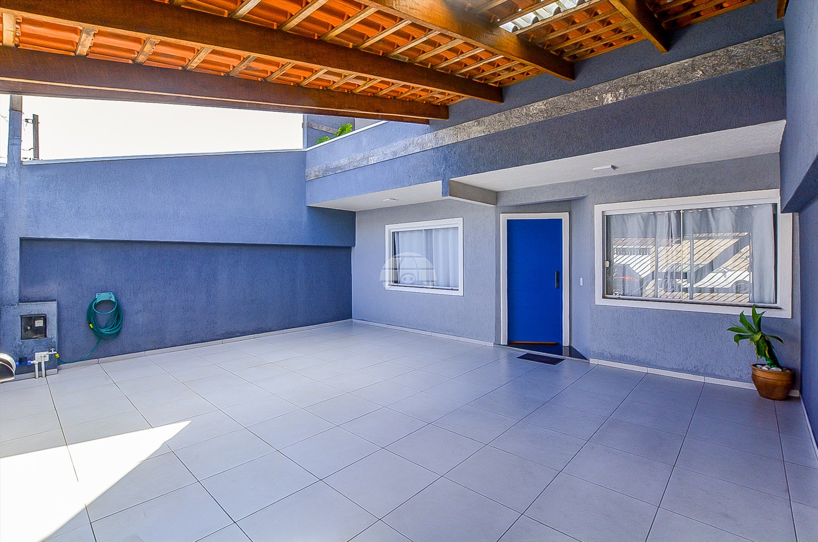 Casa à venda em Sítio Cercado, Curitiba — Portal Chave Fácil
