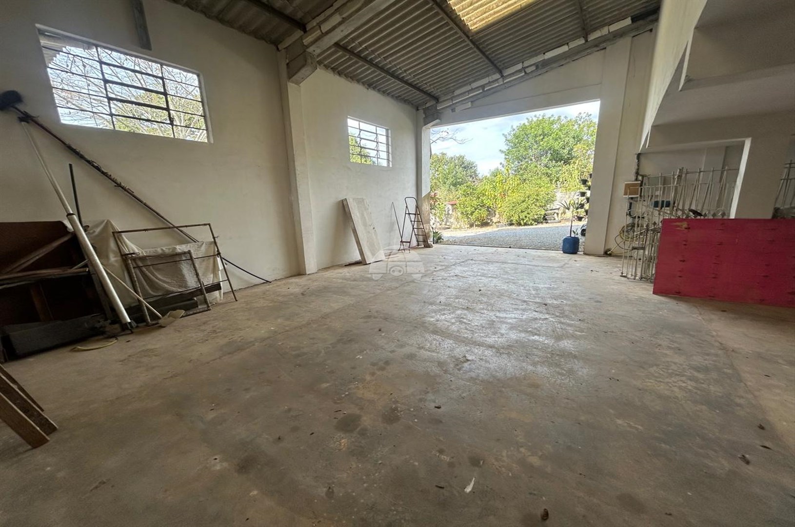 Barracão/Galpão para alugar em Jardim Marize, Almirante Tamandaré — Portal Chave Fácil