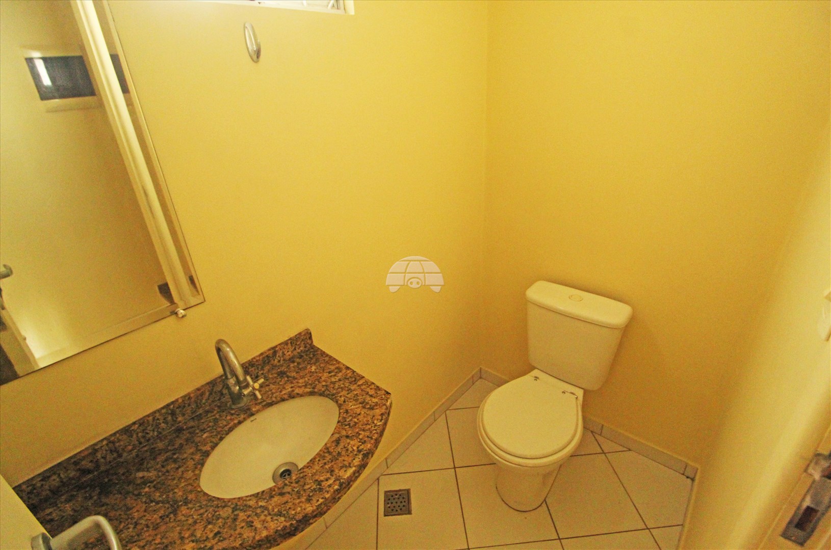 Casa à venda em Tingui, Curitiba — Portal Chave Fácil