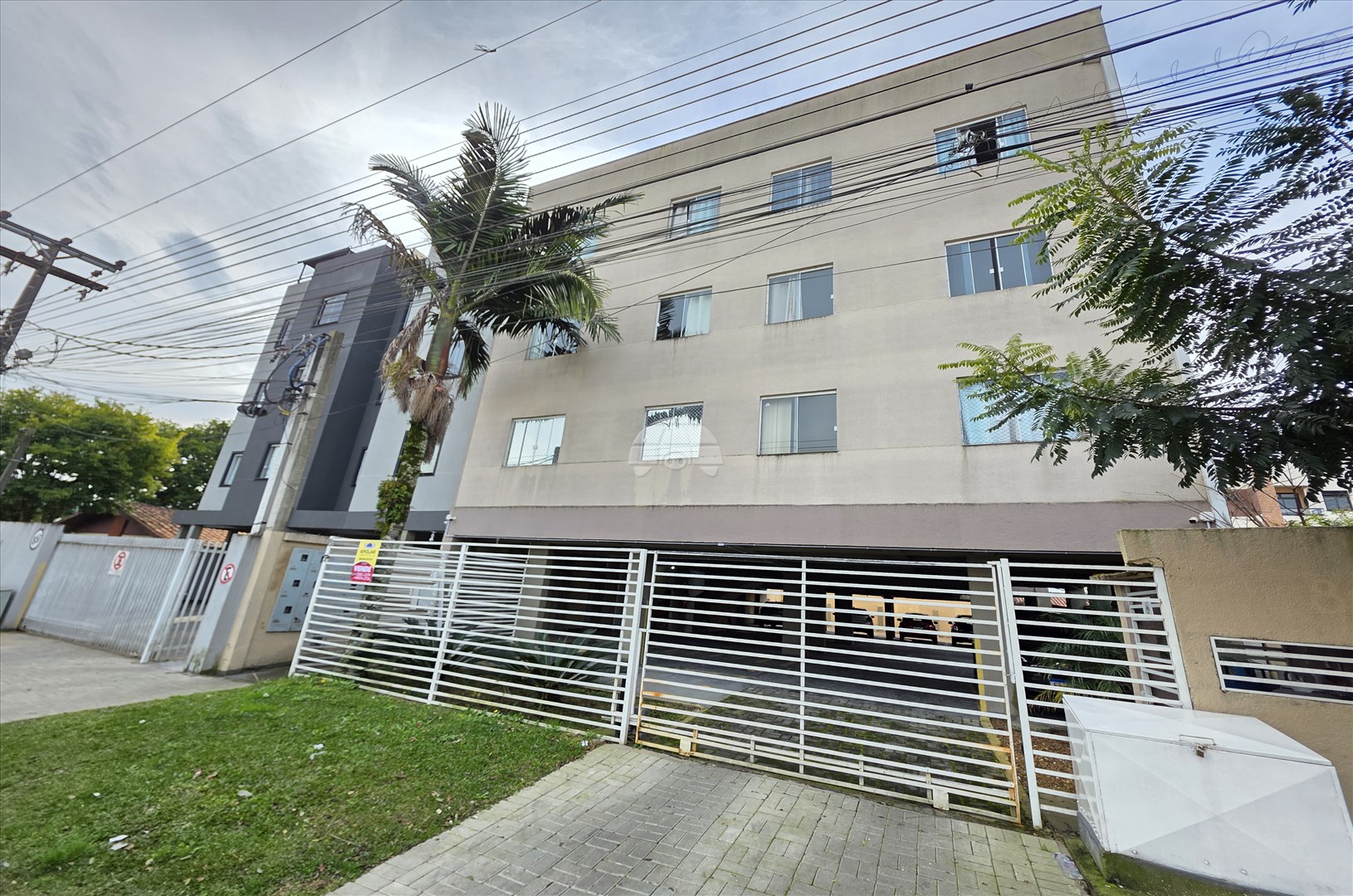 Apartamento à venda em Cidade Jardim, São José dos Pinhais — Portal Chave Fácil