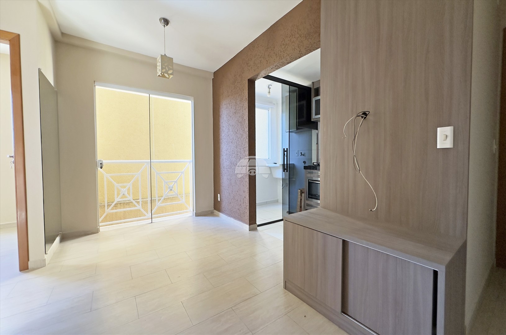 Apartamento para alugar em Bateias, Colombo — Portal Chave Fácil