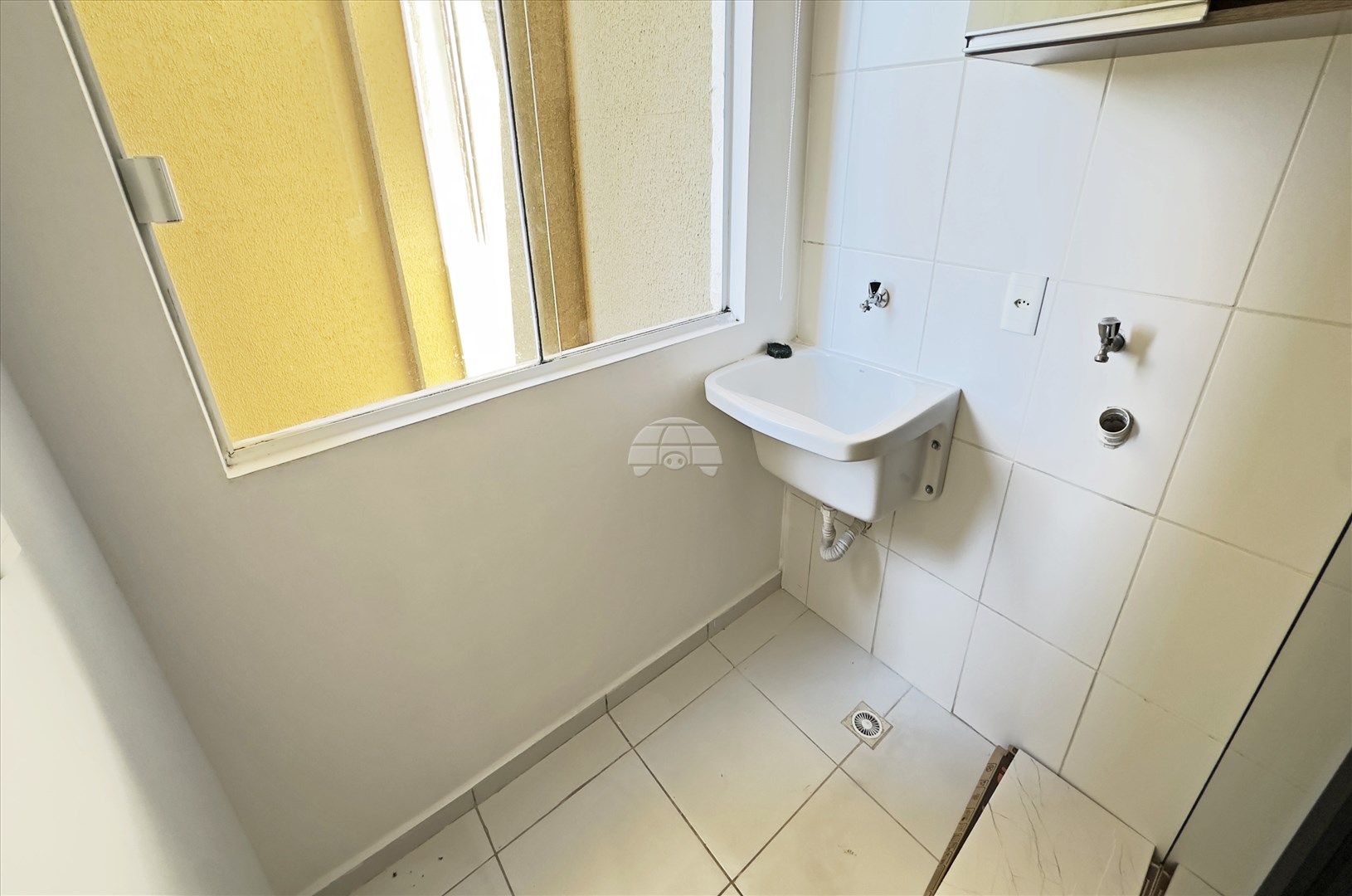 Apartamento para alugar em Bateias, Colombo — Portal Chave Fácil