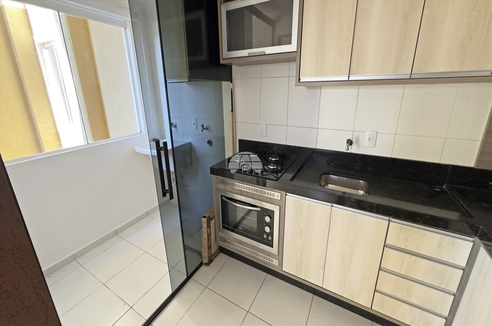 Apartamento para alugar em Bateias, Colombo — Portal Chave Fácil