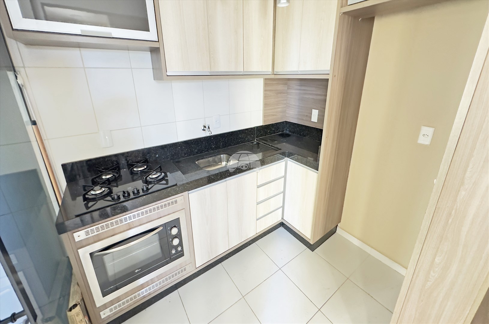 Apartamento para alugar em Bateias, Colombo — Portal Chave Fácil