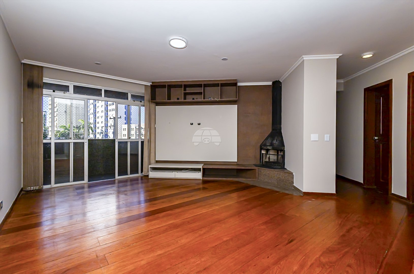 Apartamento para alugar em Água Verde, Curitiba — Portal Chave Fácil