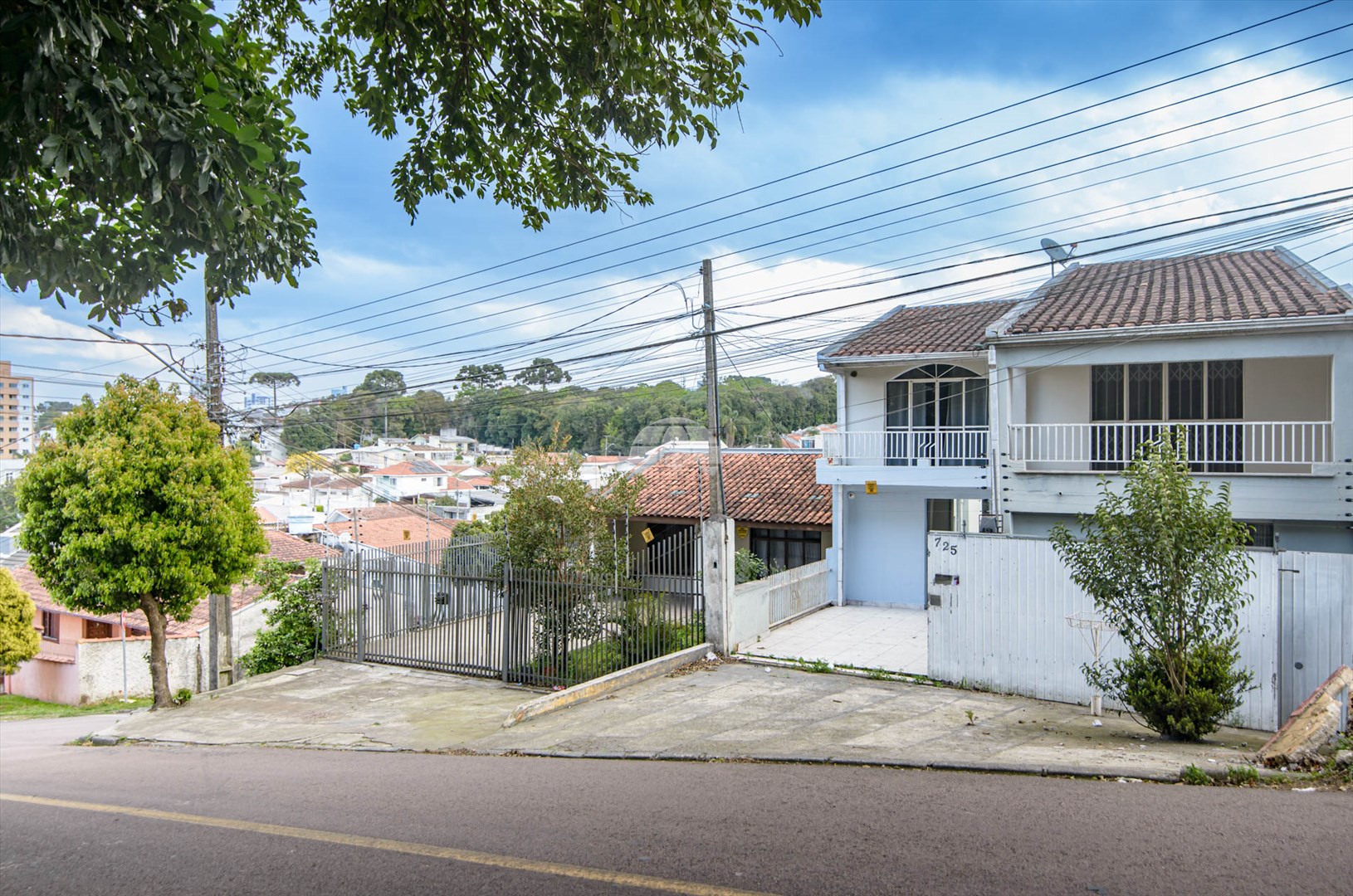 Casa à venda em Santa Cândida, Curitiba — Portal Chave Fácil
