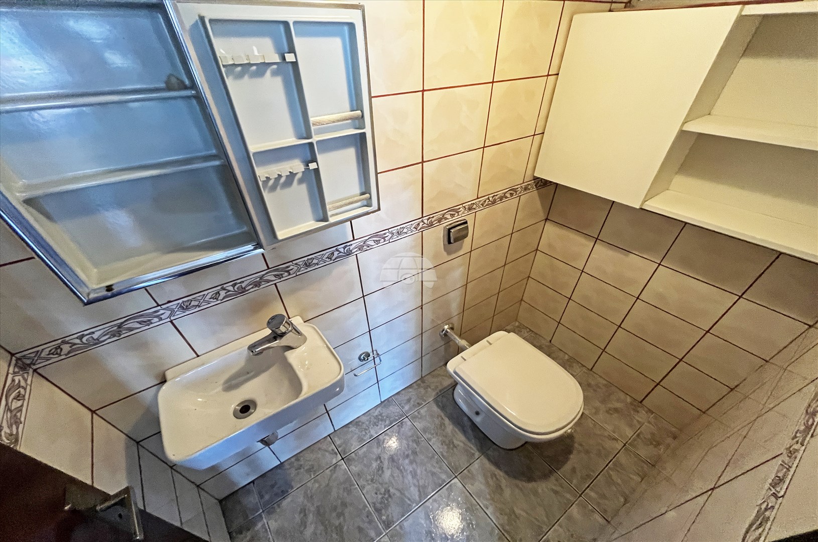 Casa para alugar em Uberaba, Curitiba — Portal Chave Fácil