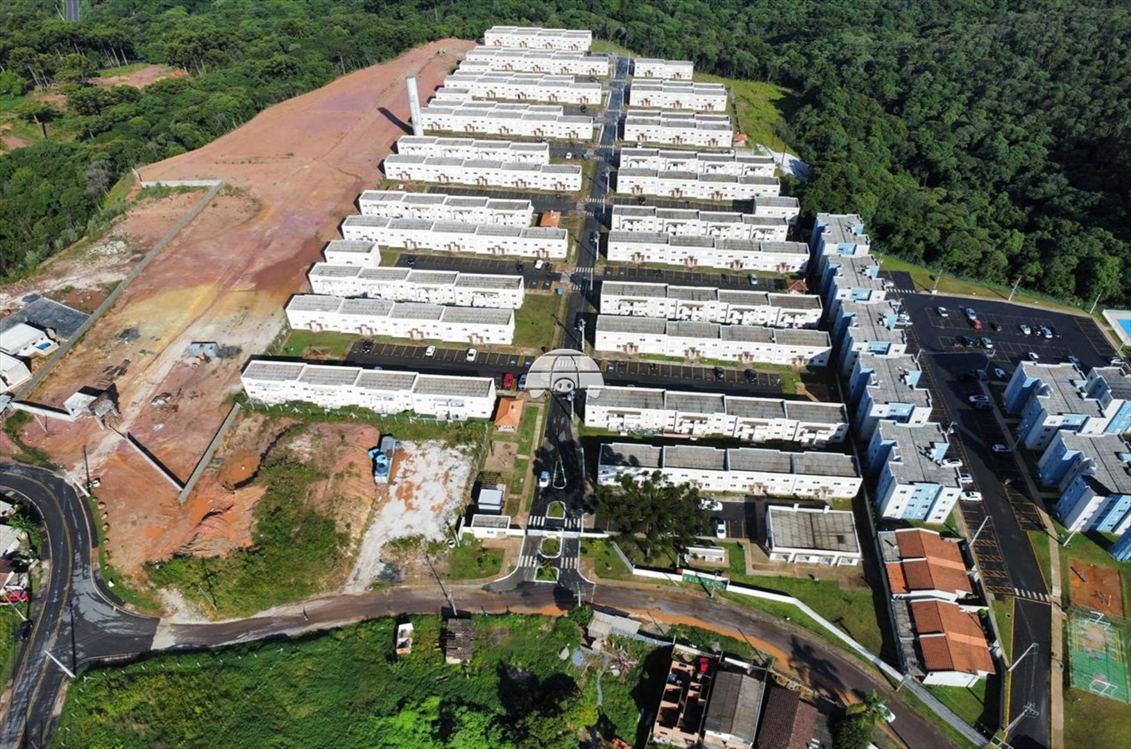 Apartamento à venda em Jardim Campo Verde, Almirante Tamandaré — Portal Chave Fácil
