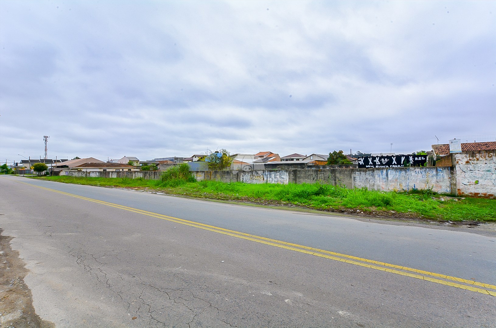 Terreno/Área à venda em Cajuru, Curitiba — Portal Chave Fácil