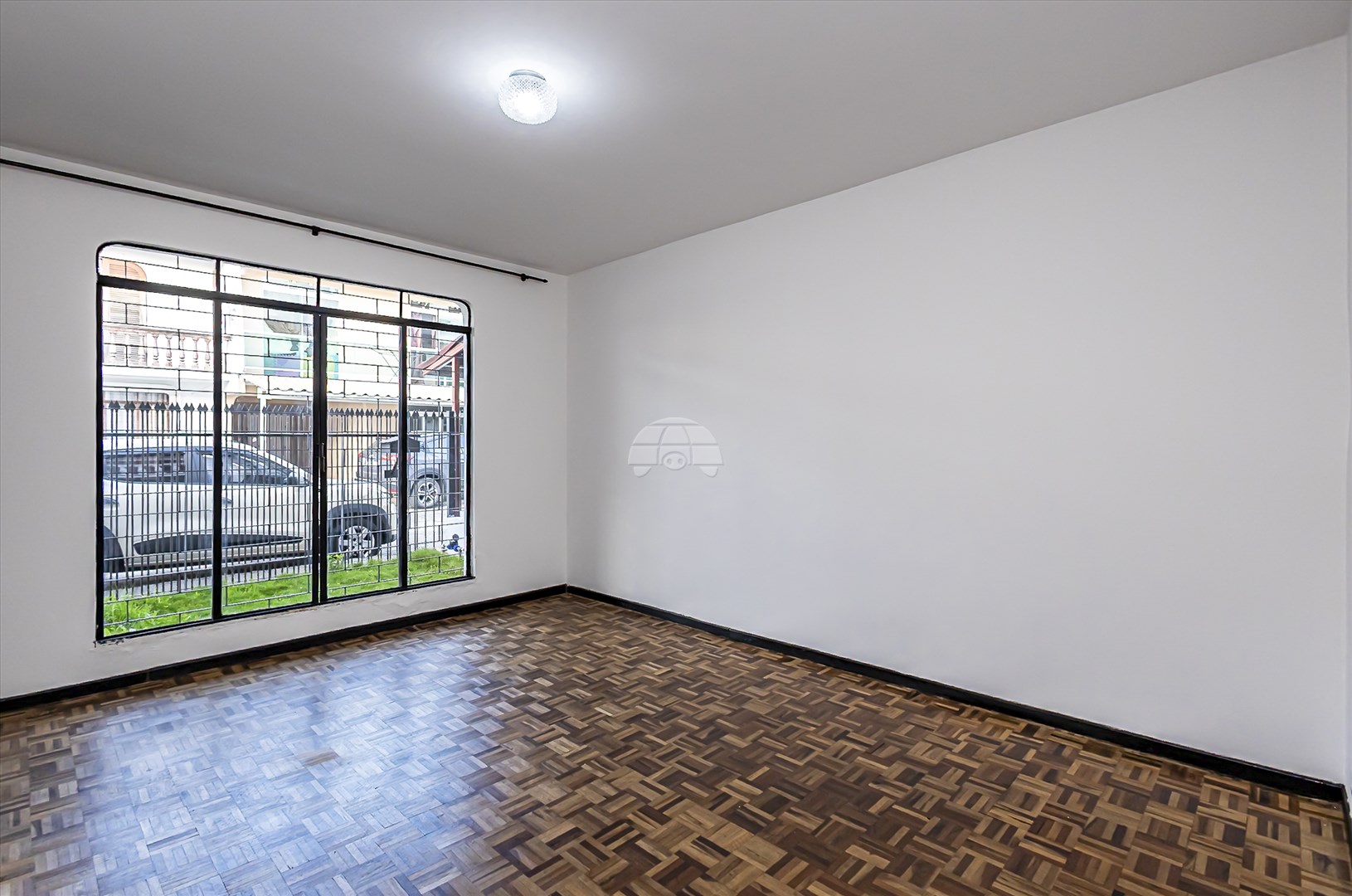 Casa à venda em Hauer, Curitiba — Portal Chave Fácil