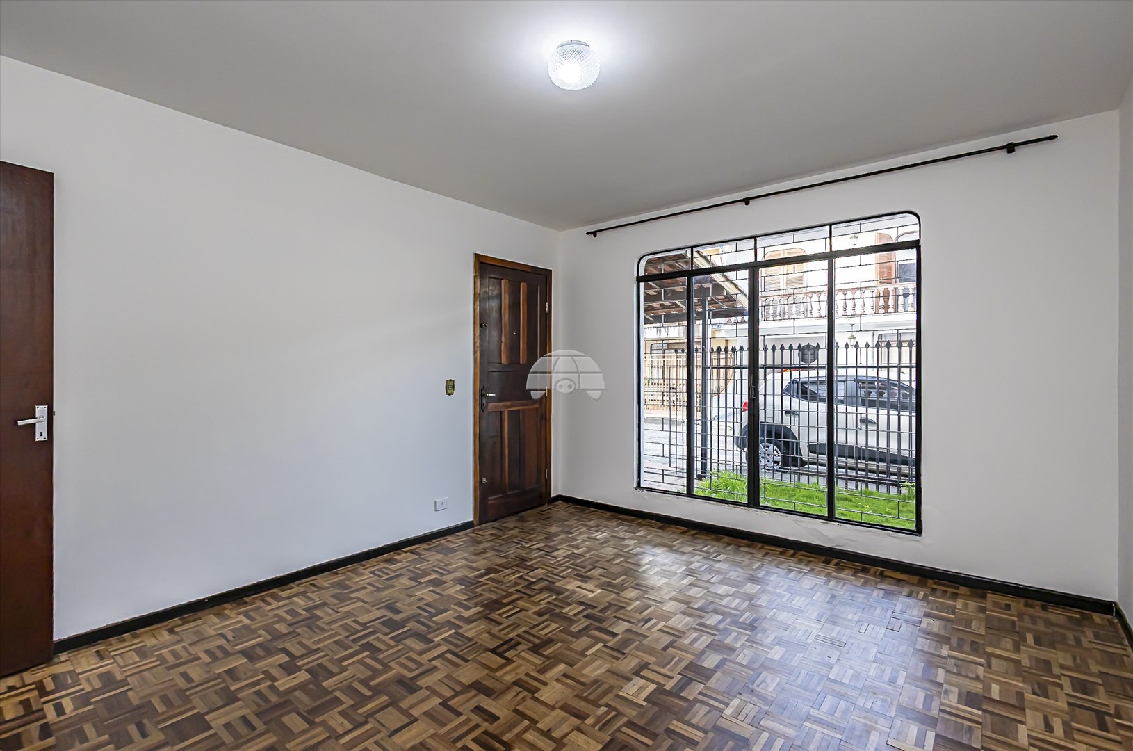 Casa à venda em Hauer, Curitiba — Portal Chave Fácil