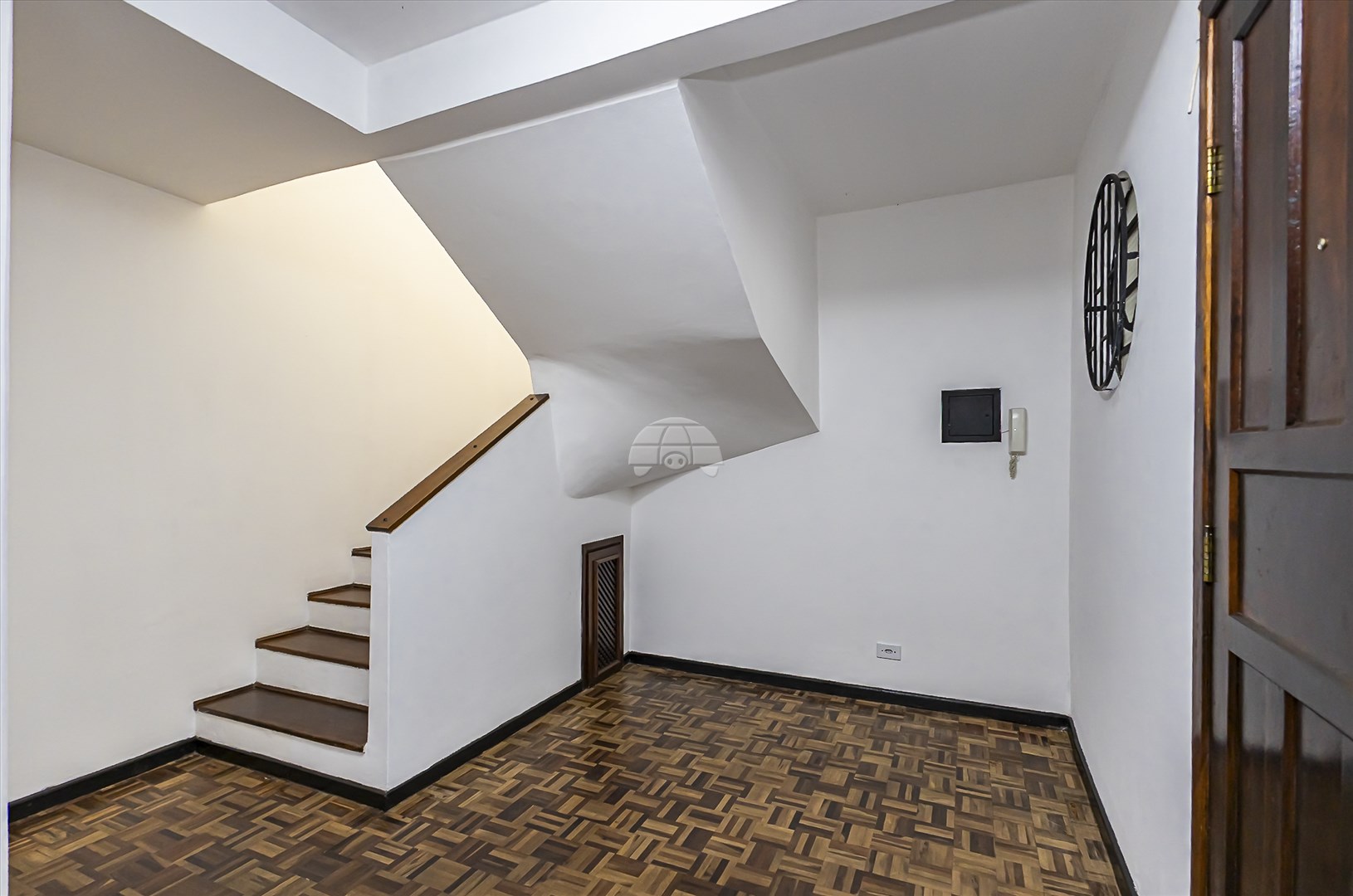 Casa à venda em Hauer, Curitiba — Portal Chave Fácil