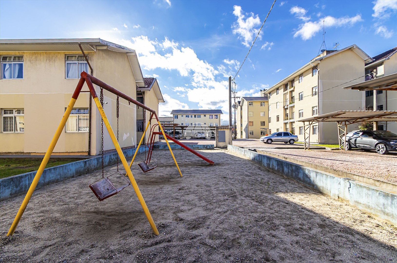 Apartamento à venda em Sítio Cercado, Curitiba — MAFI ADMINISTRADORA DE IMOVEIS LTDA