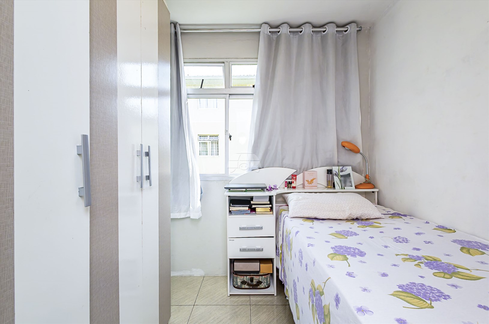 Apartamento à venda em Sítio Cercado, Curitiba — MAFI ADMINISTRADORA DE IMOVEIS LTDA