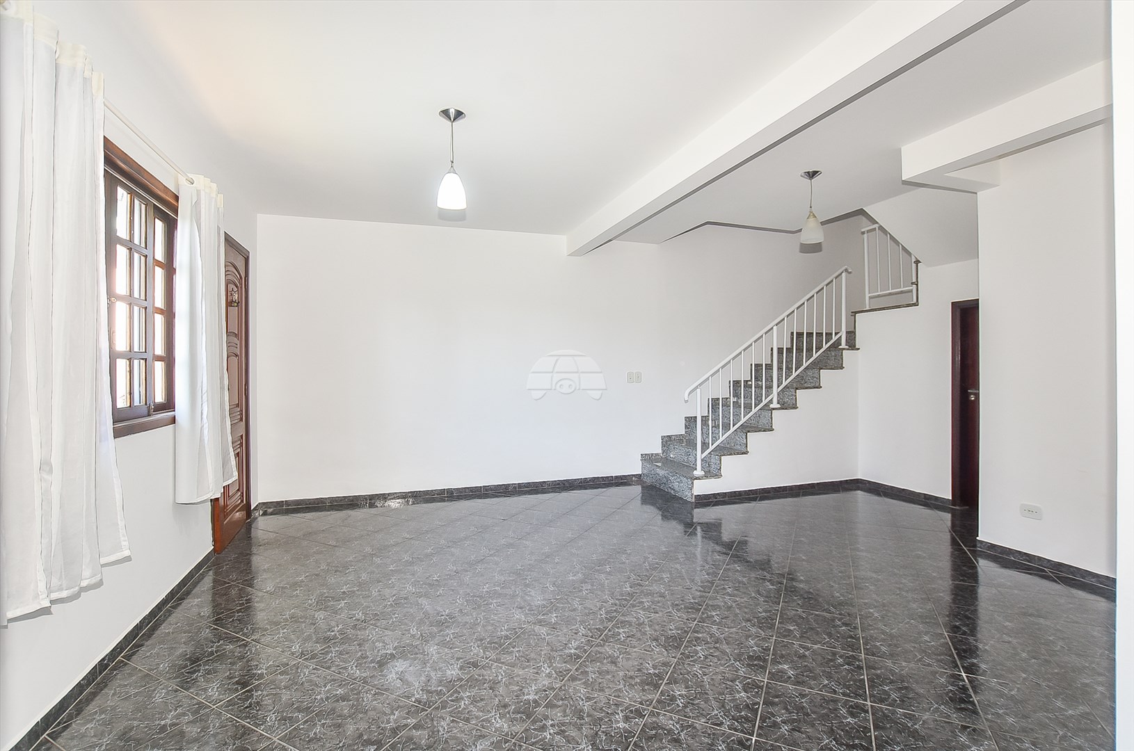 Casa para alugar em Boa Vista, Curitiba — Portal Chave Fácil