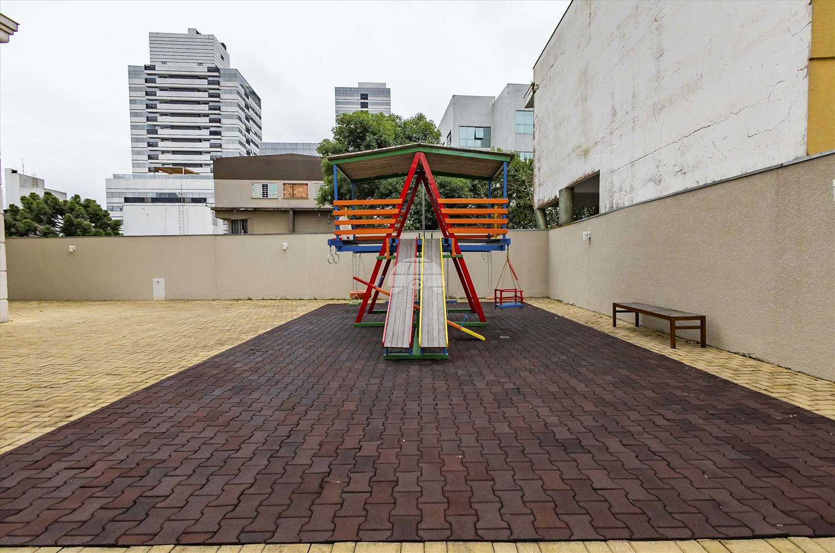 Apartamento à venda em Alto Da Glória, Curitiba — Construa Assessoria Imobiliária