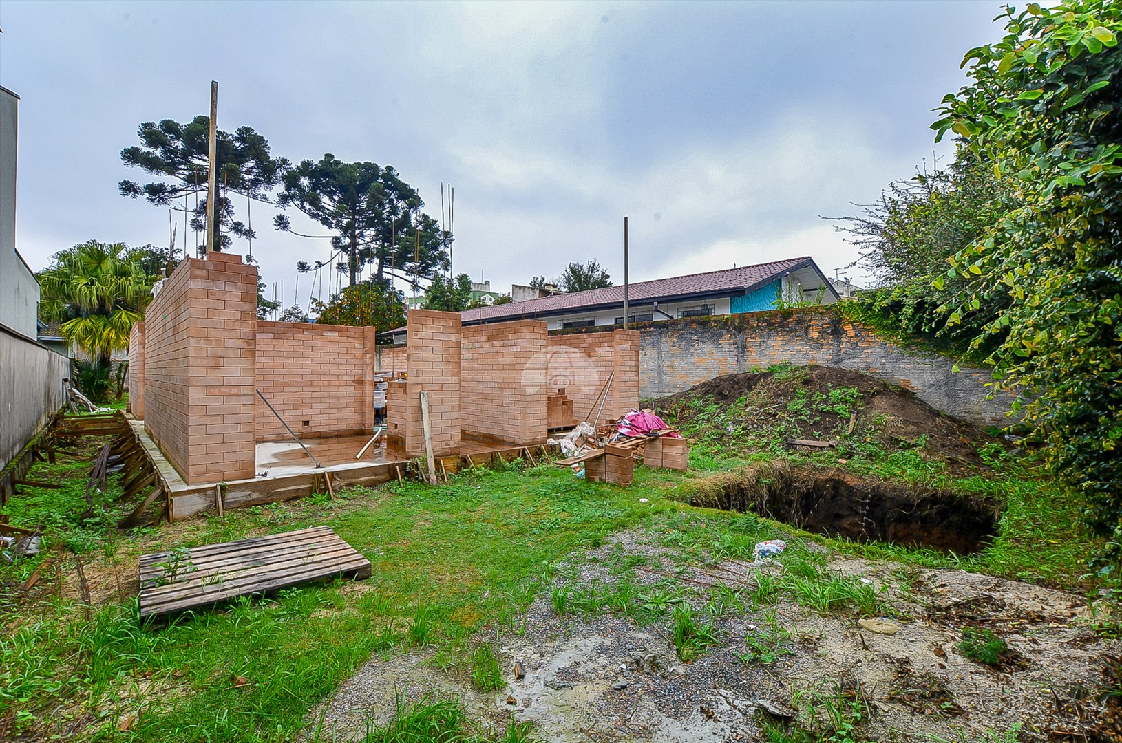 Terreno/Área à venda em Hauer, Curitiba — Portal Chave Fácil