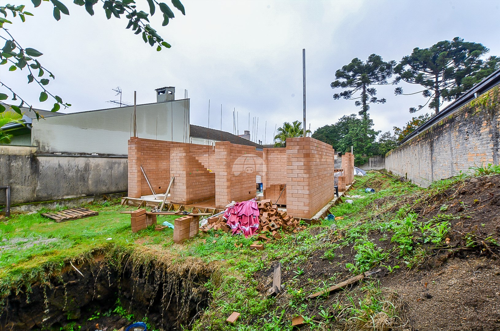 Terreno/Área à venda em Hauer, Curitiba — Portal Chave Fácil