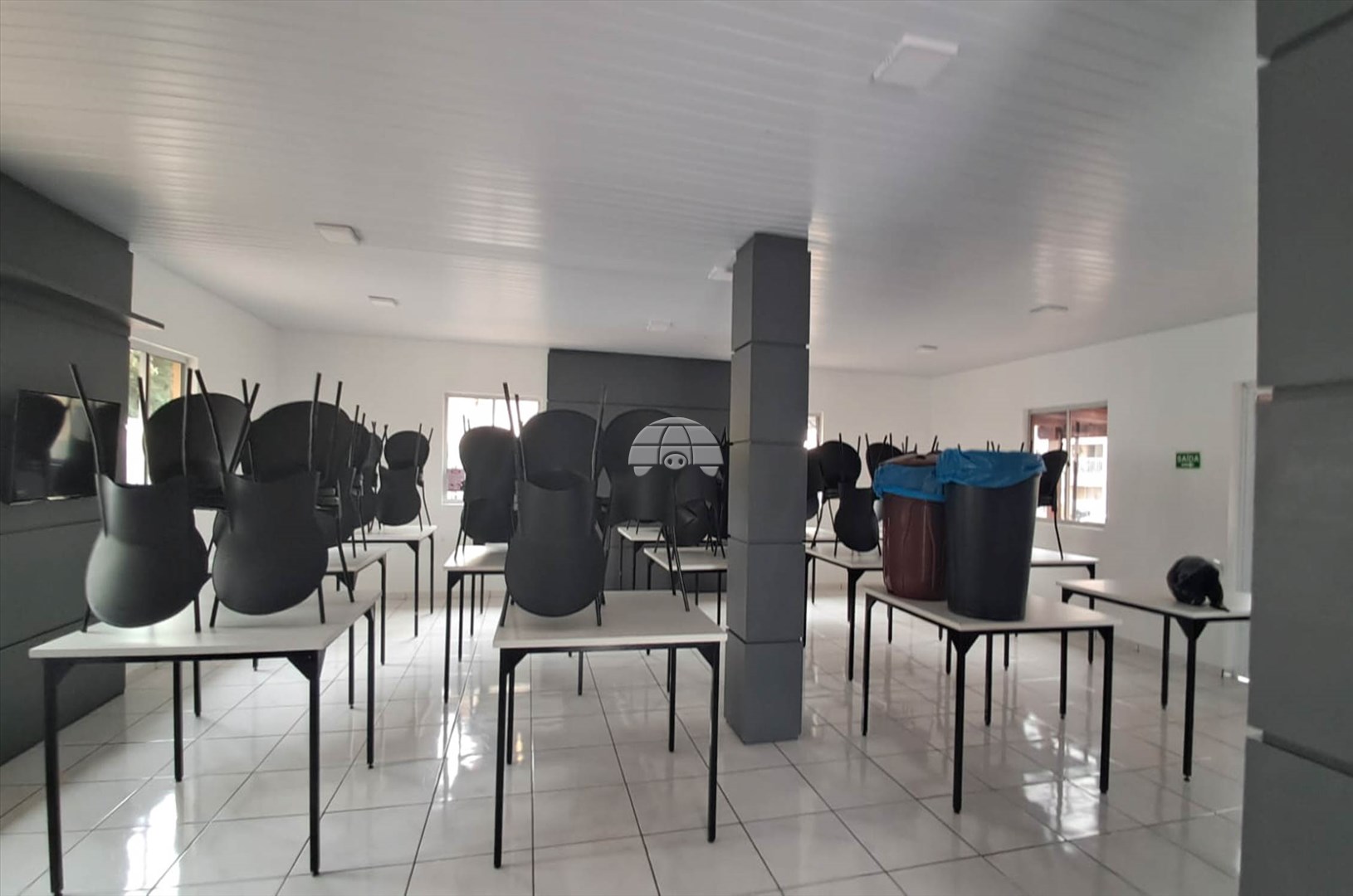 Apartamento à venda em Colônia Rio Grande, São José dos Pinhais — MAFI ADMINISTRADORA DE IMOVEIS LTDA