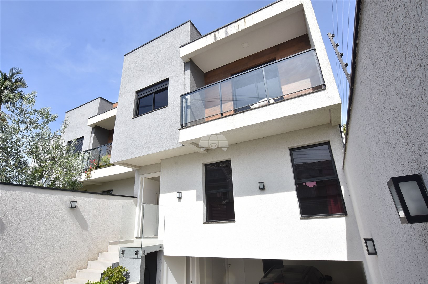 Casa à venda em Orleans, Curitiba — Portal Chave Fácil