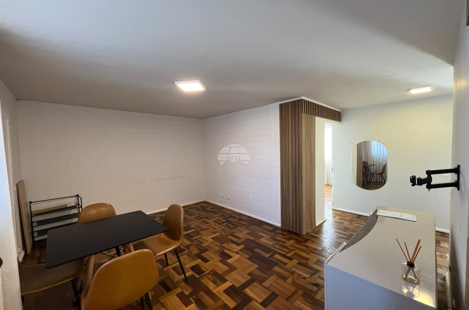 Apartamento para alugar em Cristo Rei, Curitiba — Outrasul Imobiliária