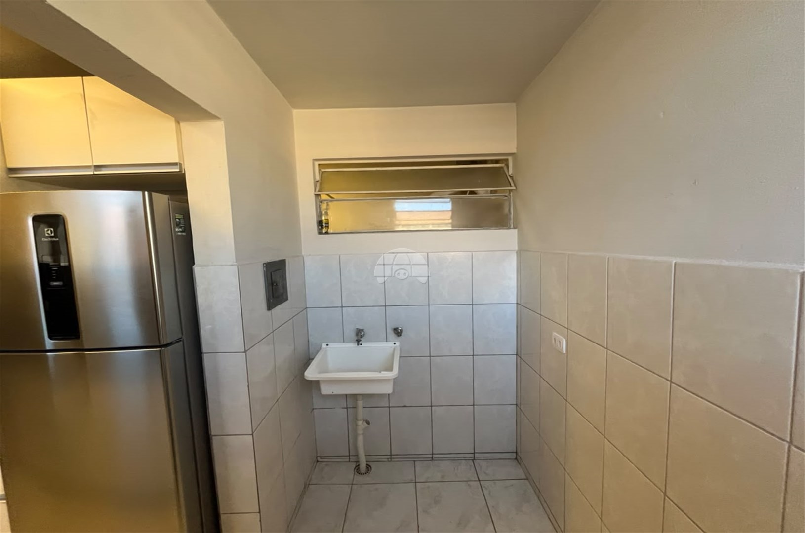 Apartamento para alugar em Cristo Rei, Curitiba — Outrasul Imobiliária