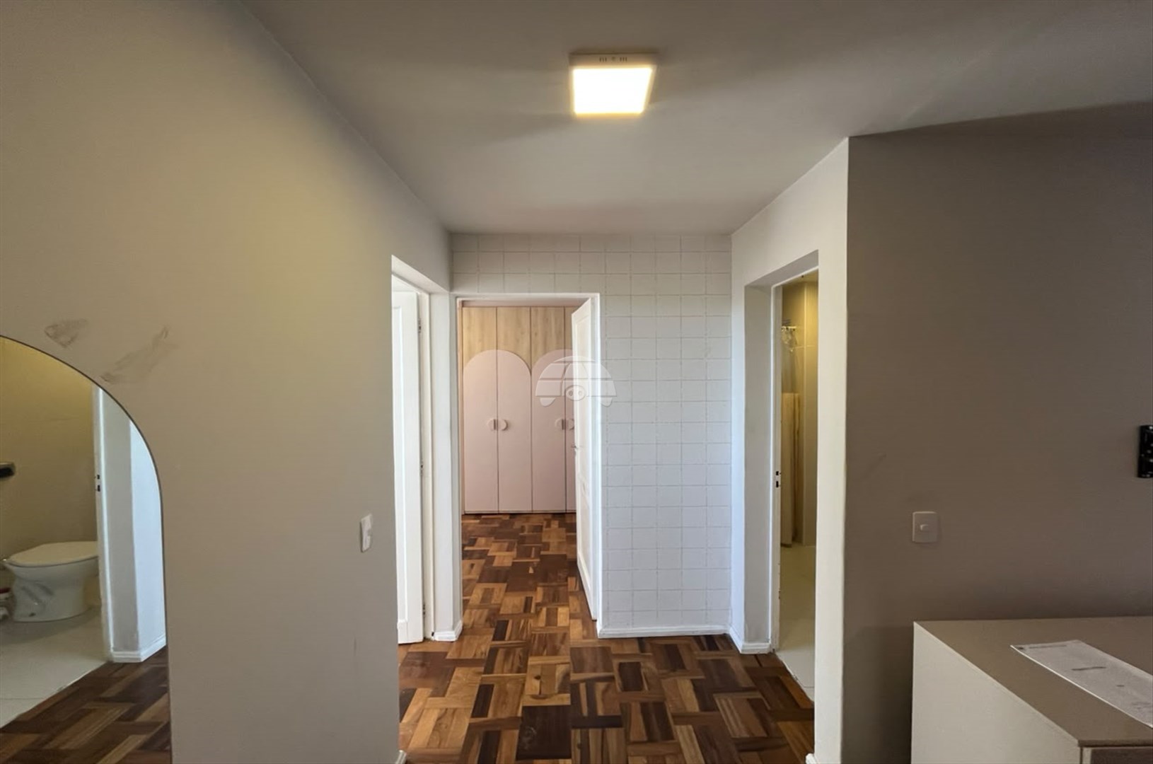Apartamento para alugar em Cristo Rei, Curitiba — Outrasul Imobiliária