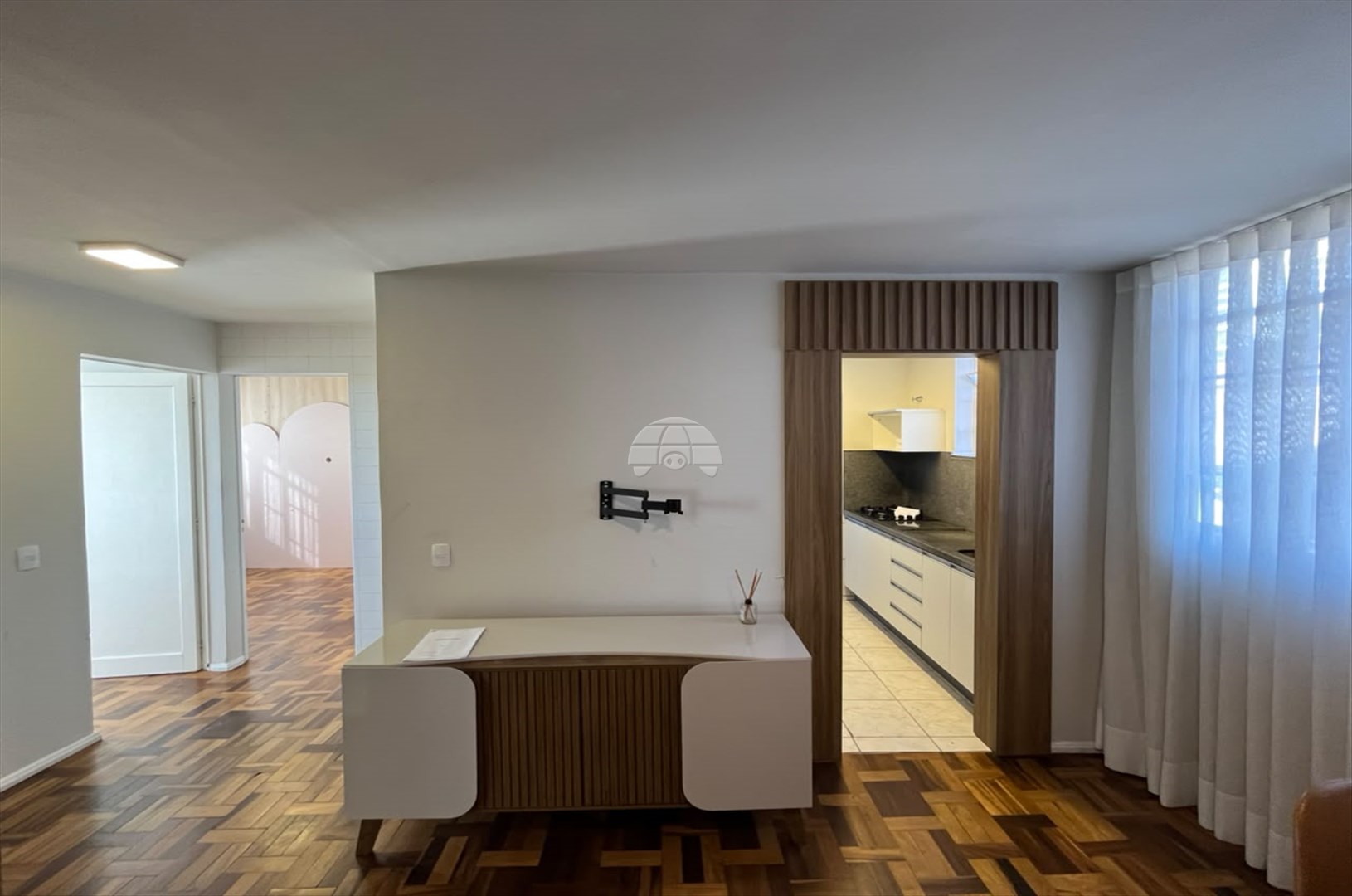 Apartamento para alugar em Cristo Rei, Curitiba — Outrasul Imobiliária