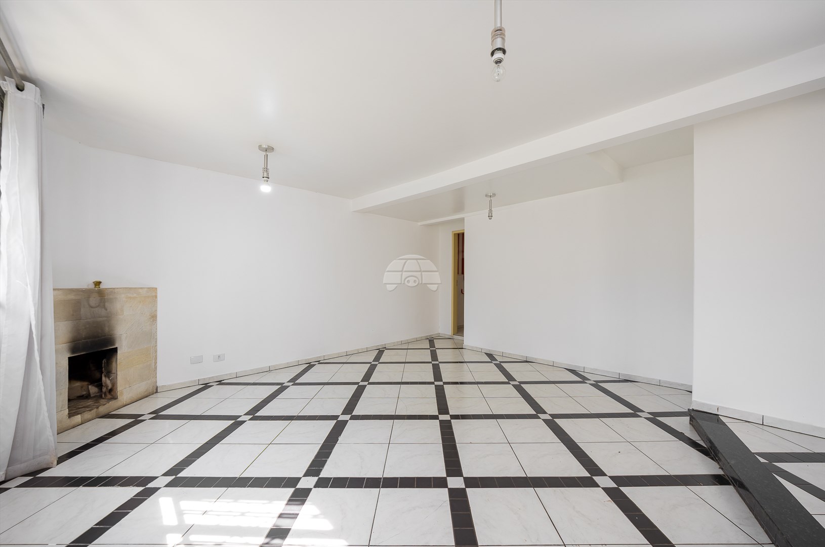 Casa para alugar em Capão Da Imbuia, Curitiba — Portal Chave Fácil