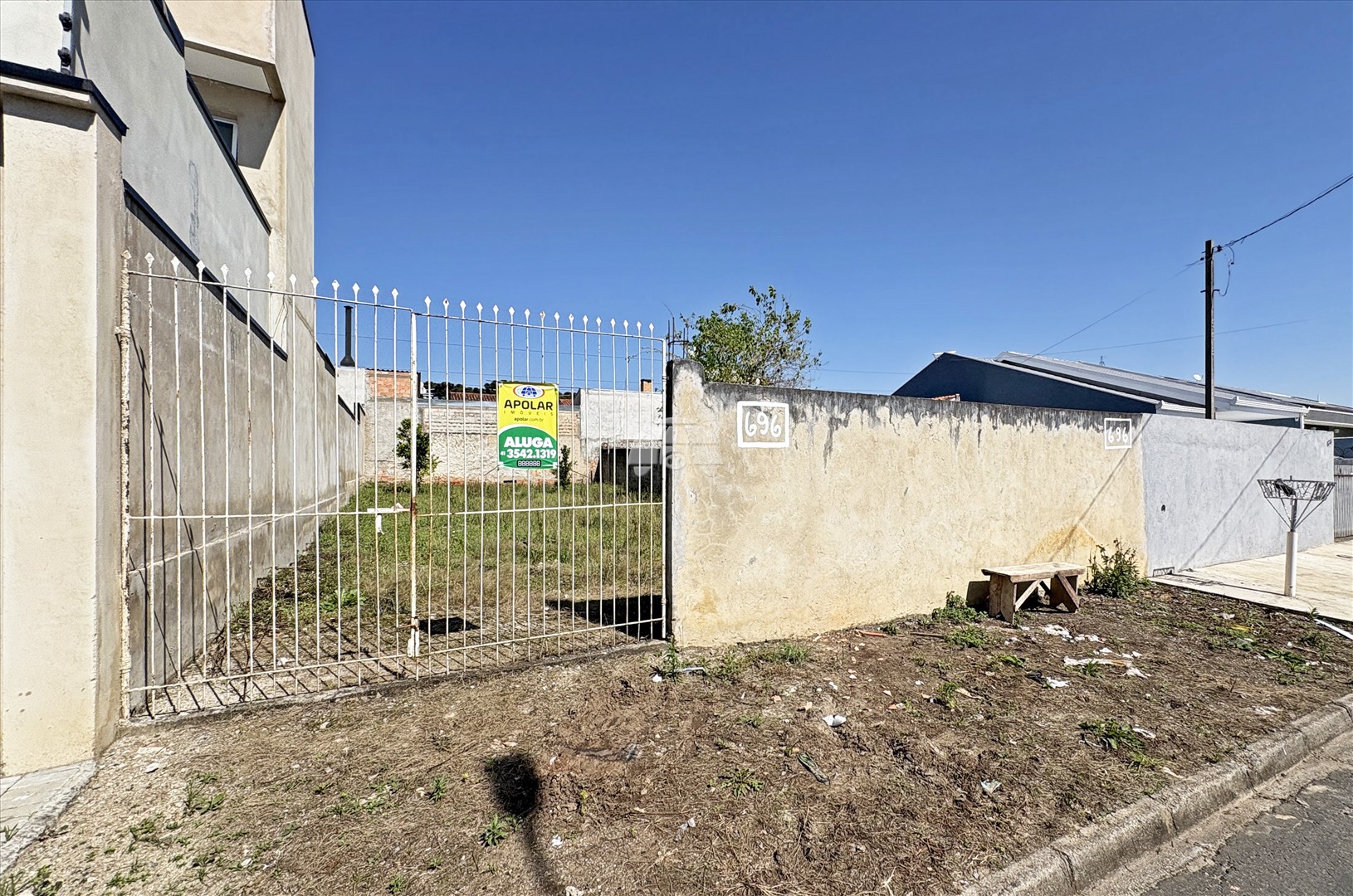 Terreno/Área para alugar em Palmital, Colombo — Portal Chave Fácil