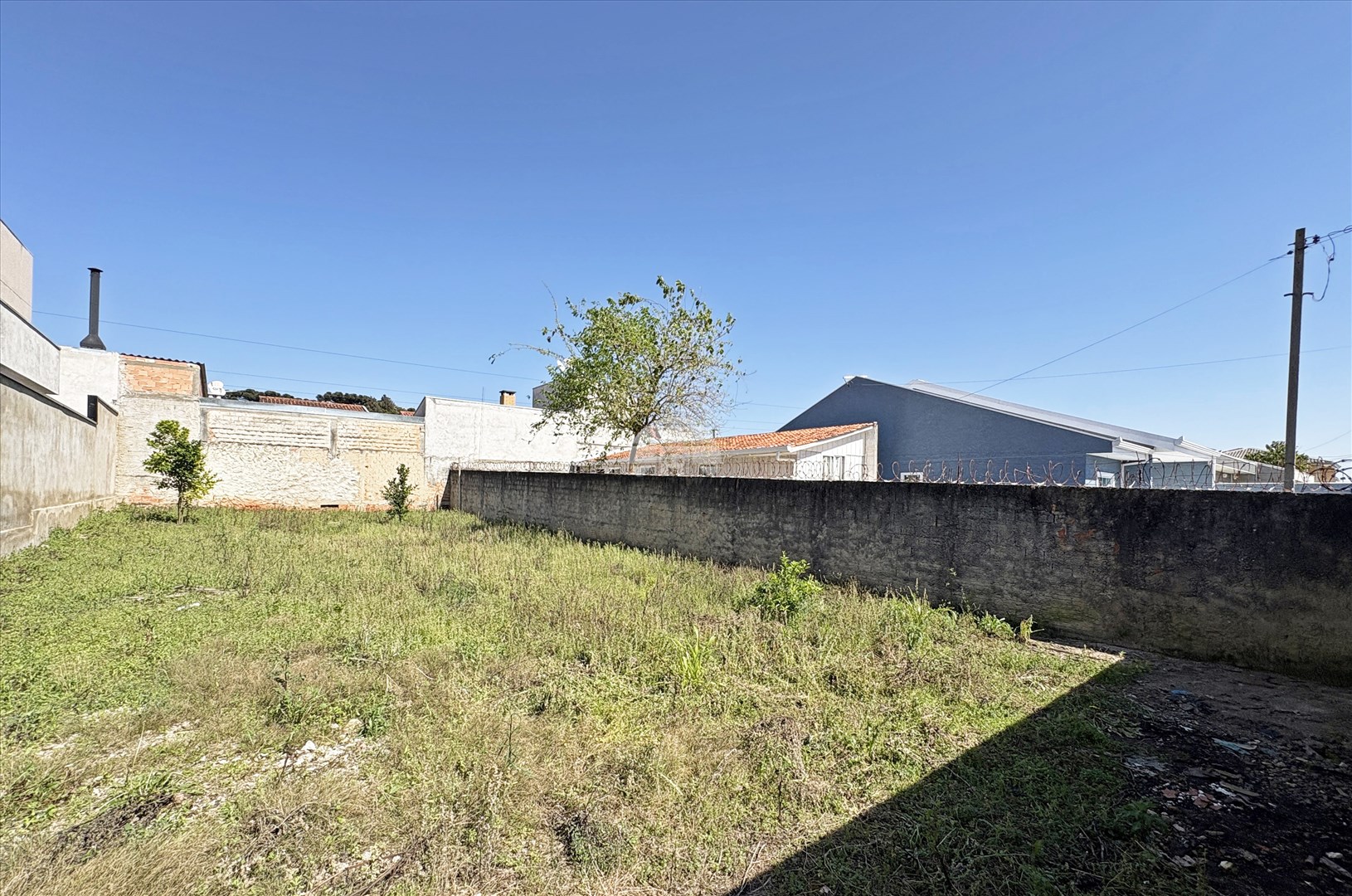 Terreno/Área para alugar em Palmital, Colombo — Portal Chave Fácil