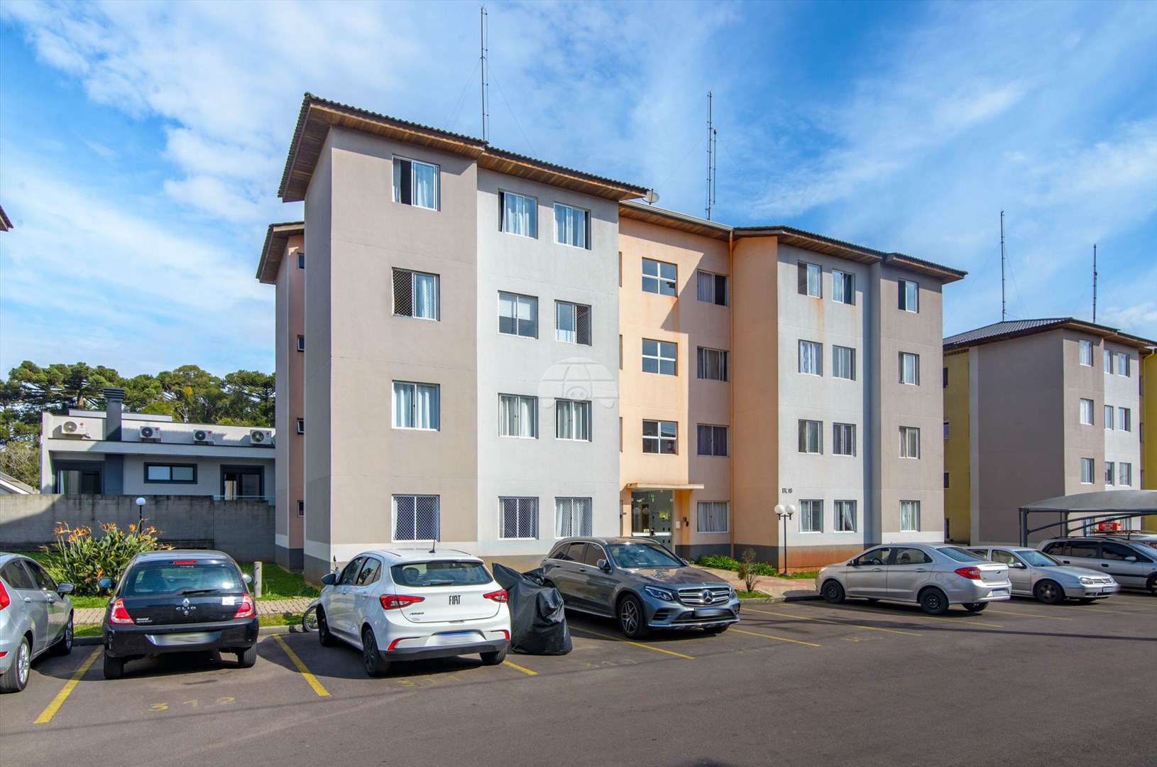 Apartamento à venda em Roça Grande, Colombo — Portal Chave Fácil