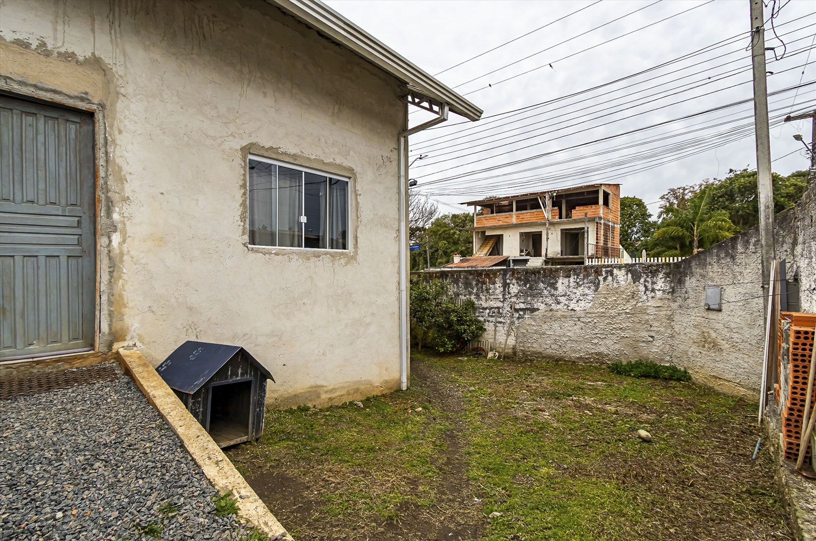 Casa à venda em Capão Raso, Curitiba — Portal Chave Fácil