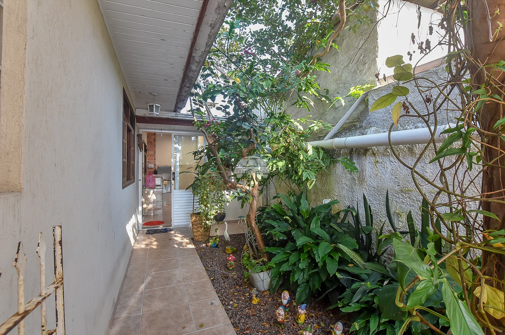 Casa Comercial/Residencial para Venda no Bairro Hauer ref. 229583 (8 / 10)