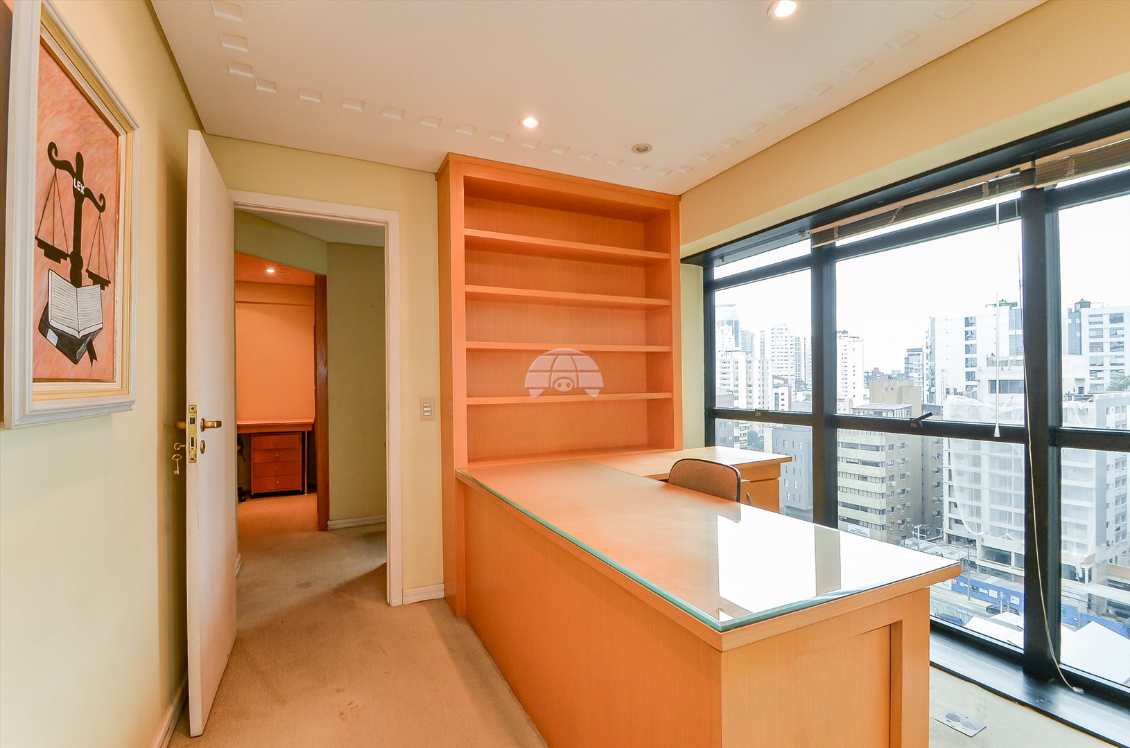 Sala/Conjunto Comercial à venda em Centro Cívico, Curitiba — Construa Assessoria Imobiliária