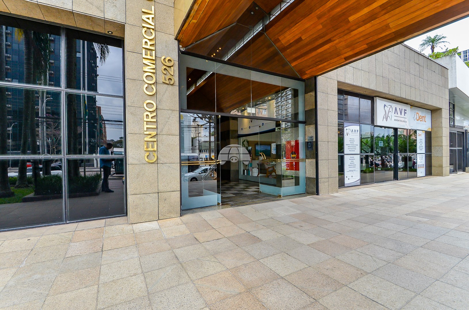 Sala/Conjunto Comercial à venda em Centro Cívico, Curitiba — Construa Assessoria Imobiliária