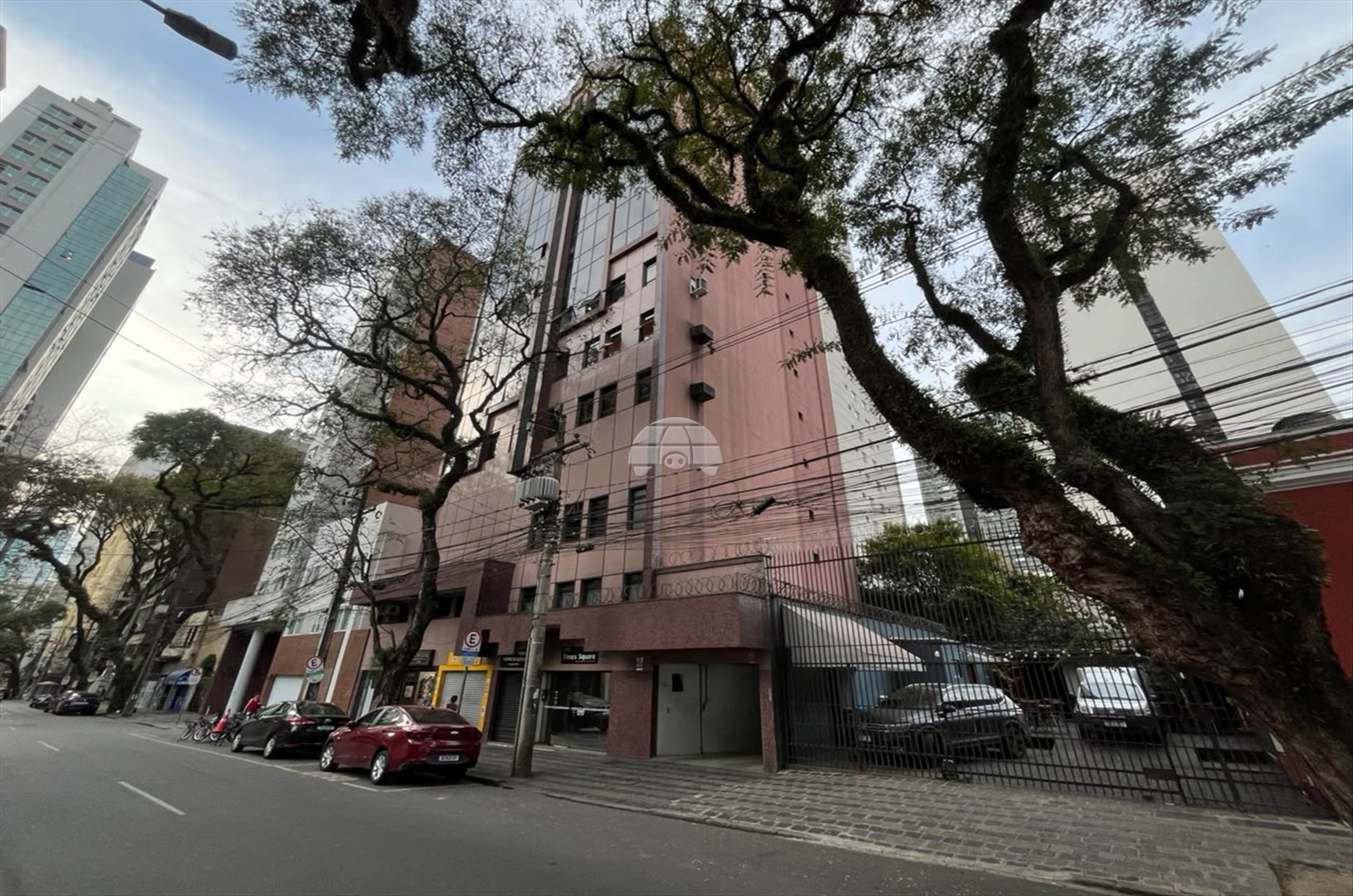 Sala/Conjunto Comercial para alugar em Centro, Curitiba — Portal Chave Fácil