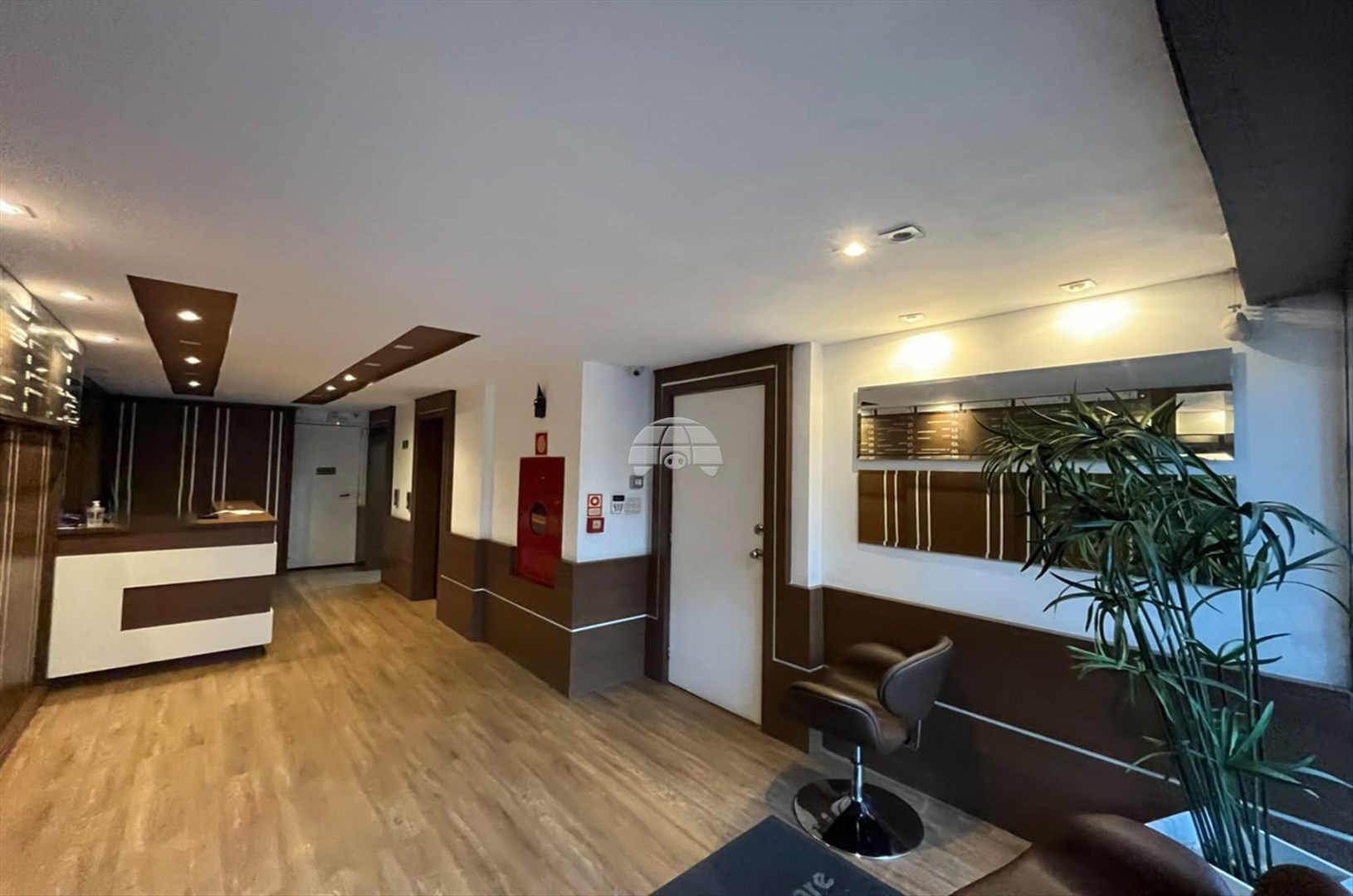 Sala/Conjunto Comercial para alugar em Centro, Curitiba — Portal Chave Fácil